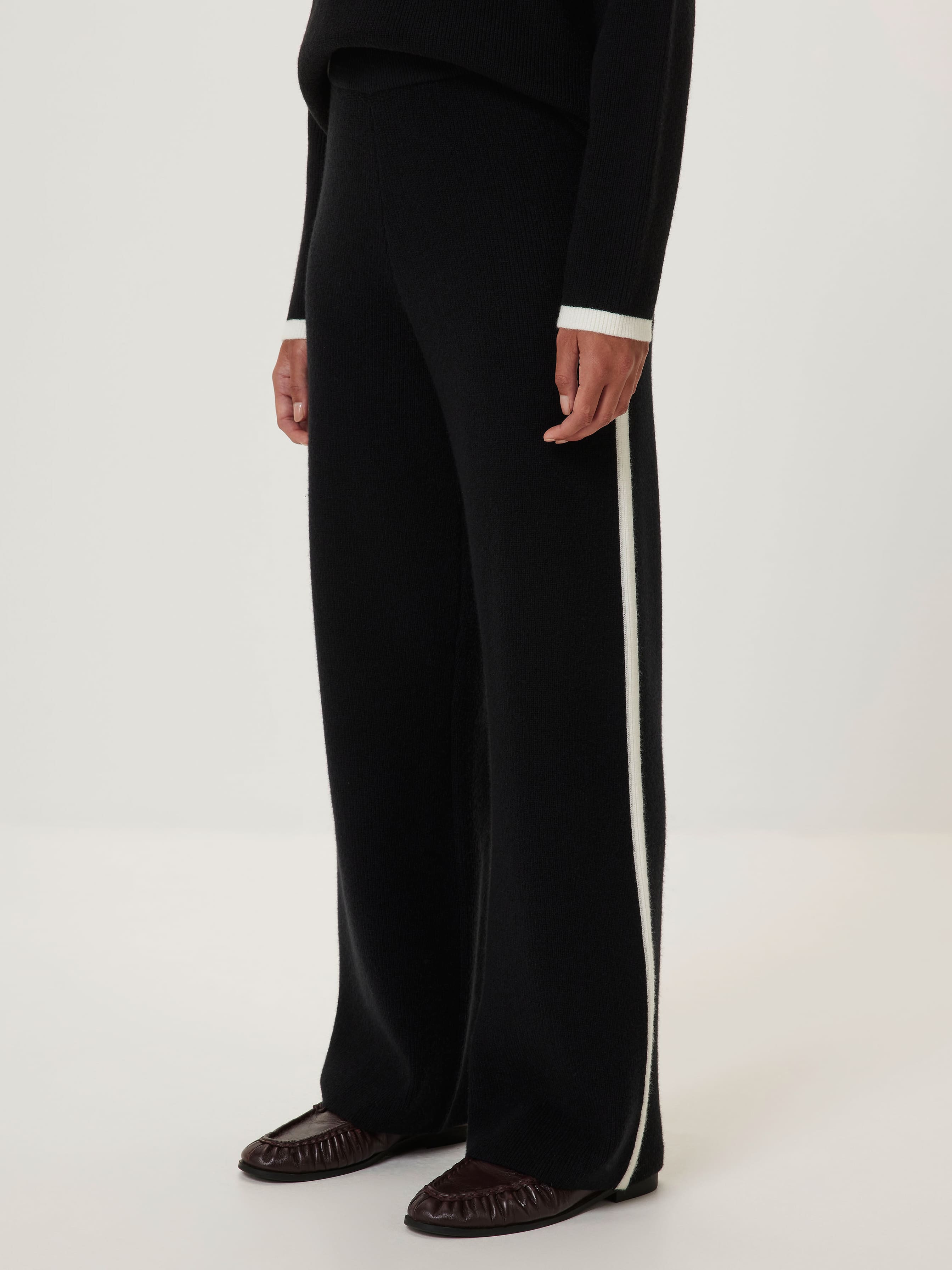 Cammie Contrast Knit Pant