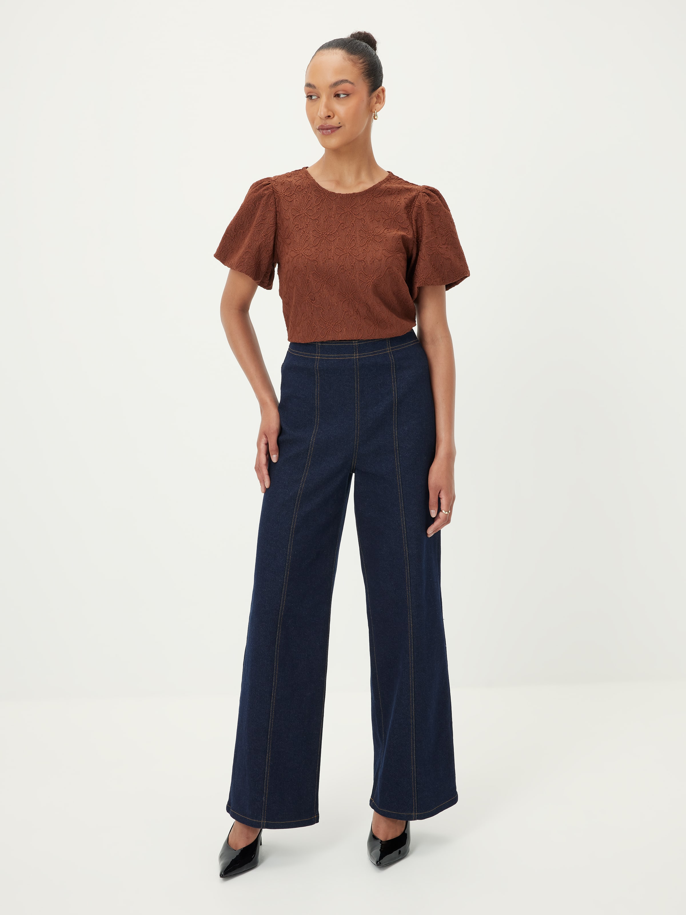 Eva Textured Puff Sleeve Tee