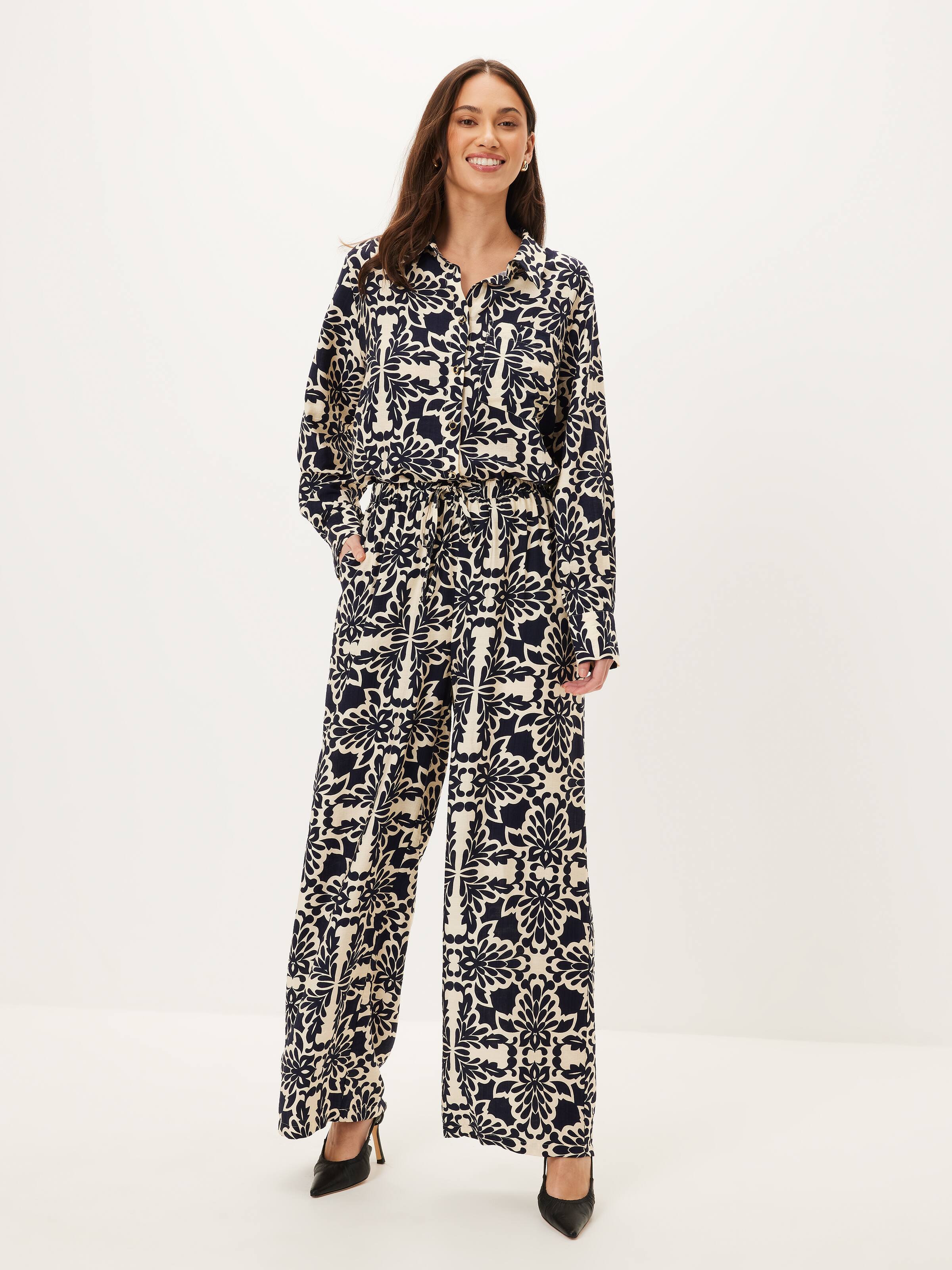 Tara Twill Printed Pant