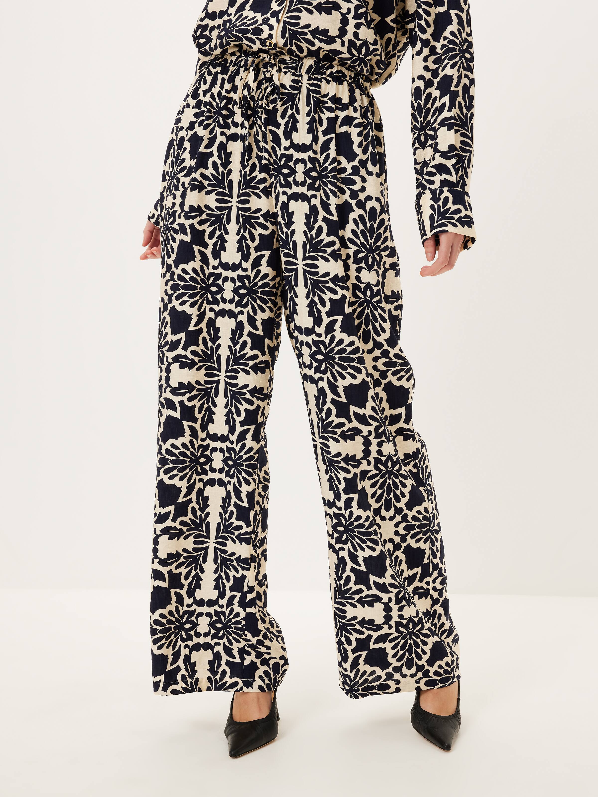 Tara Twill Printed Pant