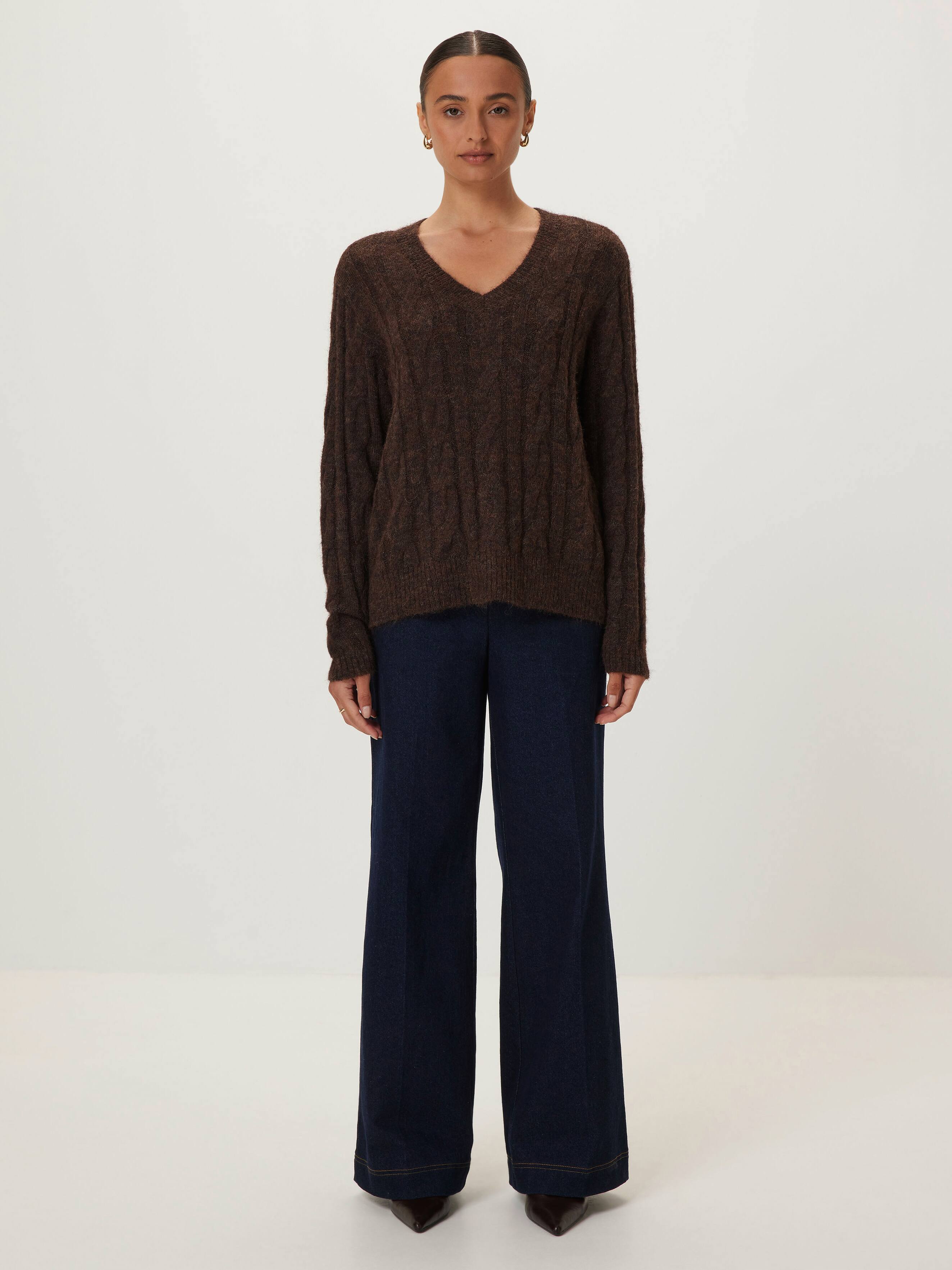 Rach Longline V Neck Knit