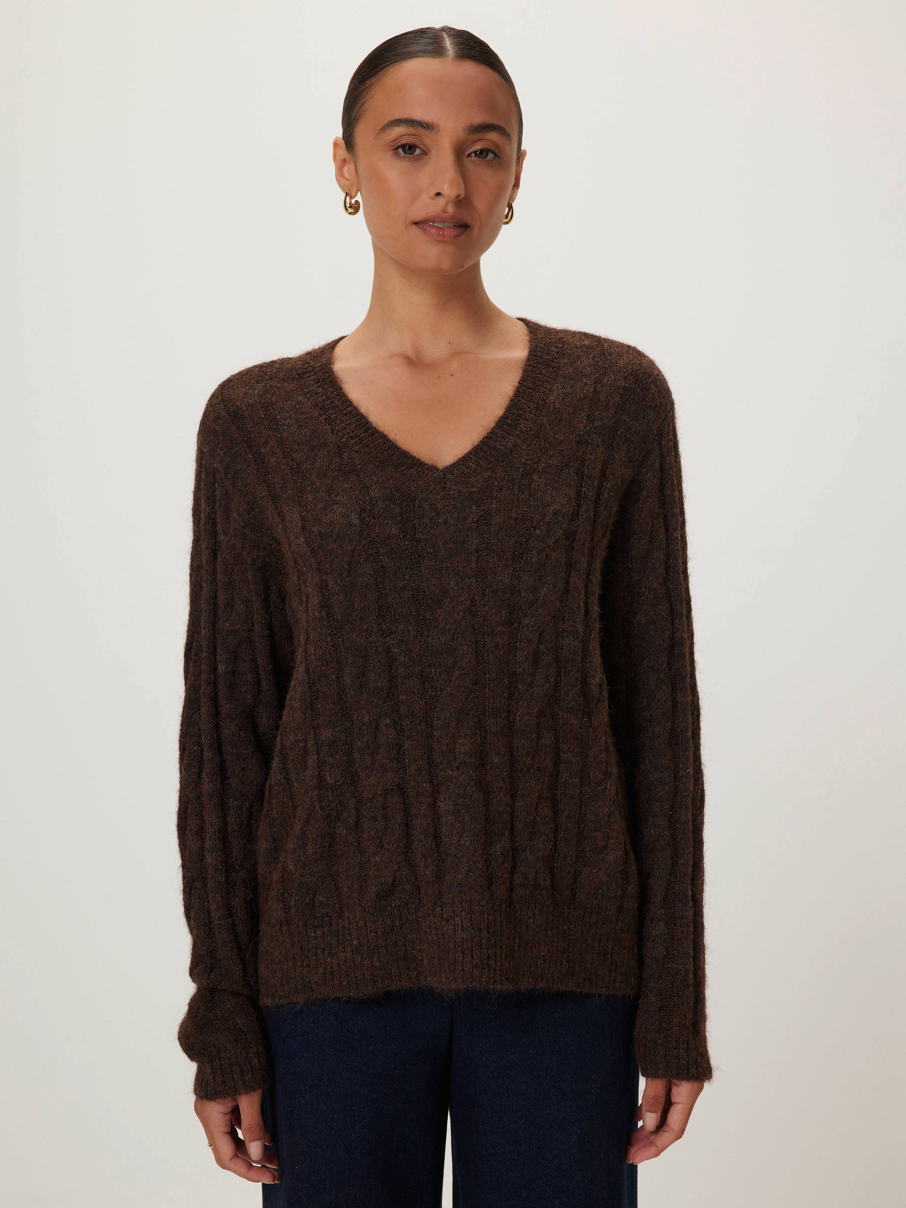 Rach Longline V Neck Knit