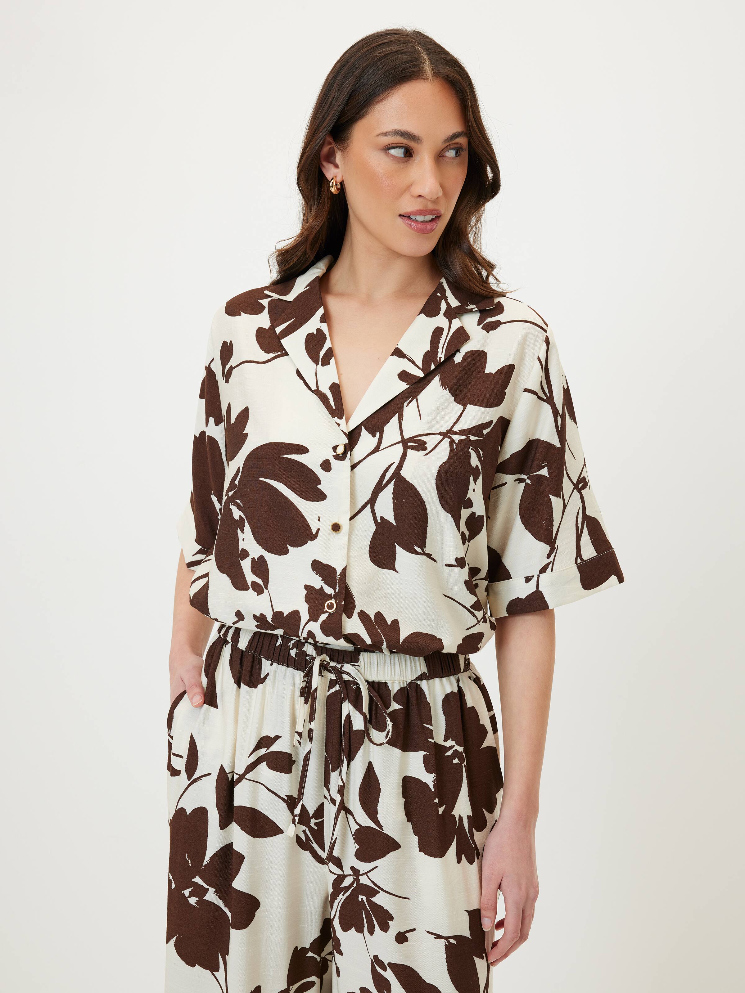 Tara Twill Short Sleeve Shirt