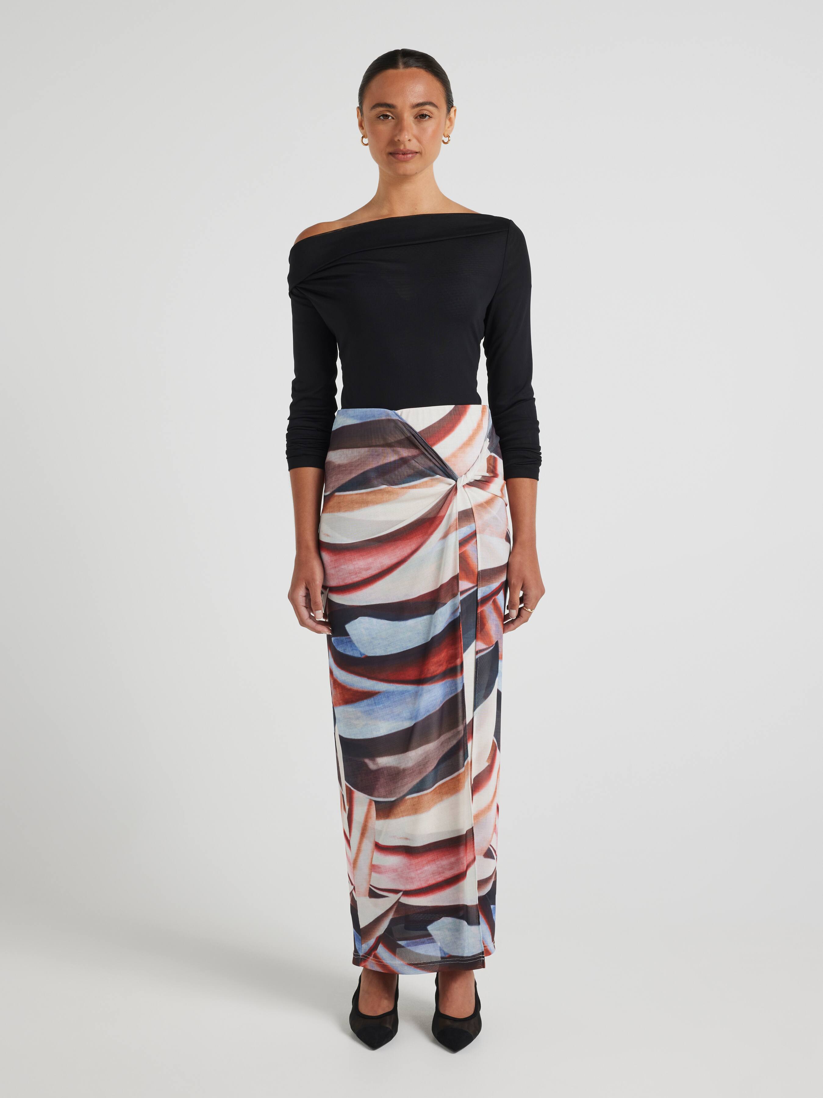 Amber Abstract Mesh Skirt