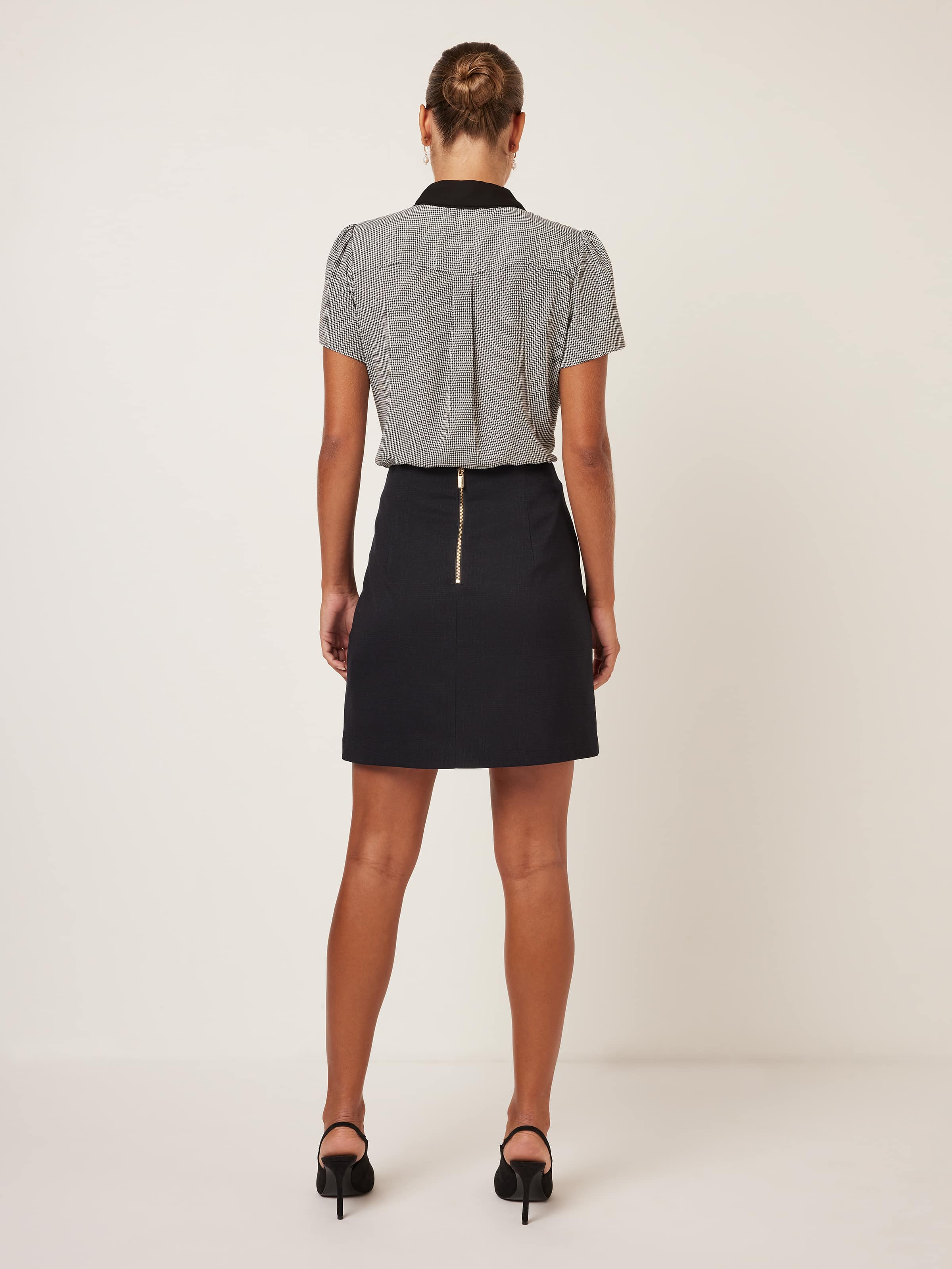 Navy 2024 skirt portmans