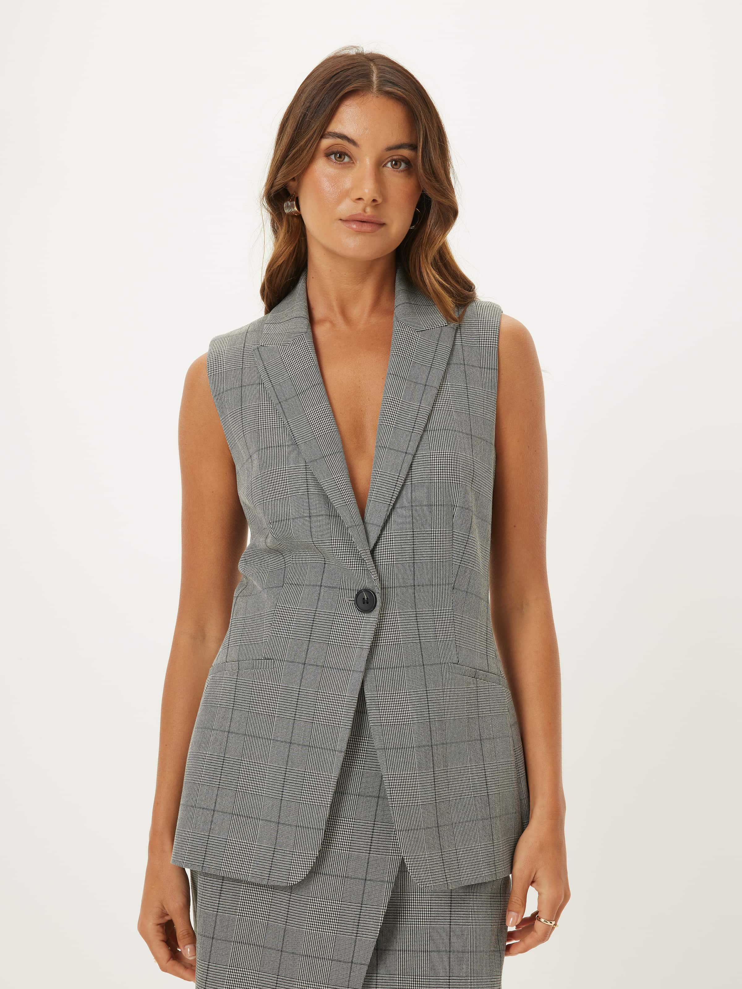 Check Mate Vest