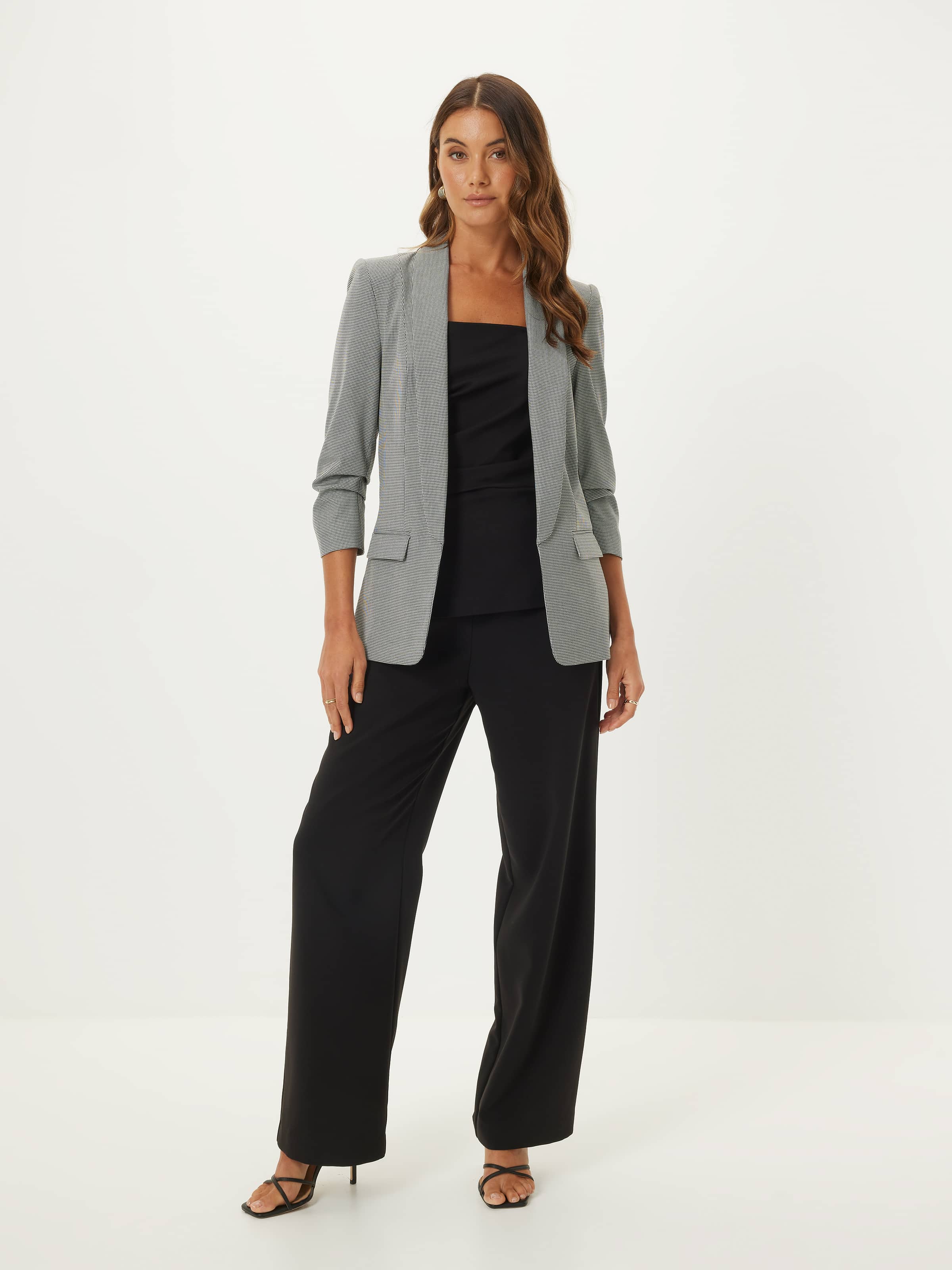 Mi Amour Houndstooth Blazer