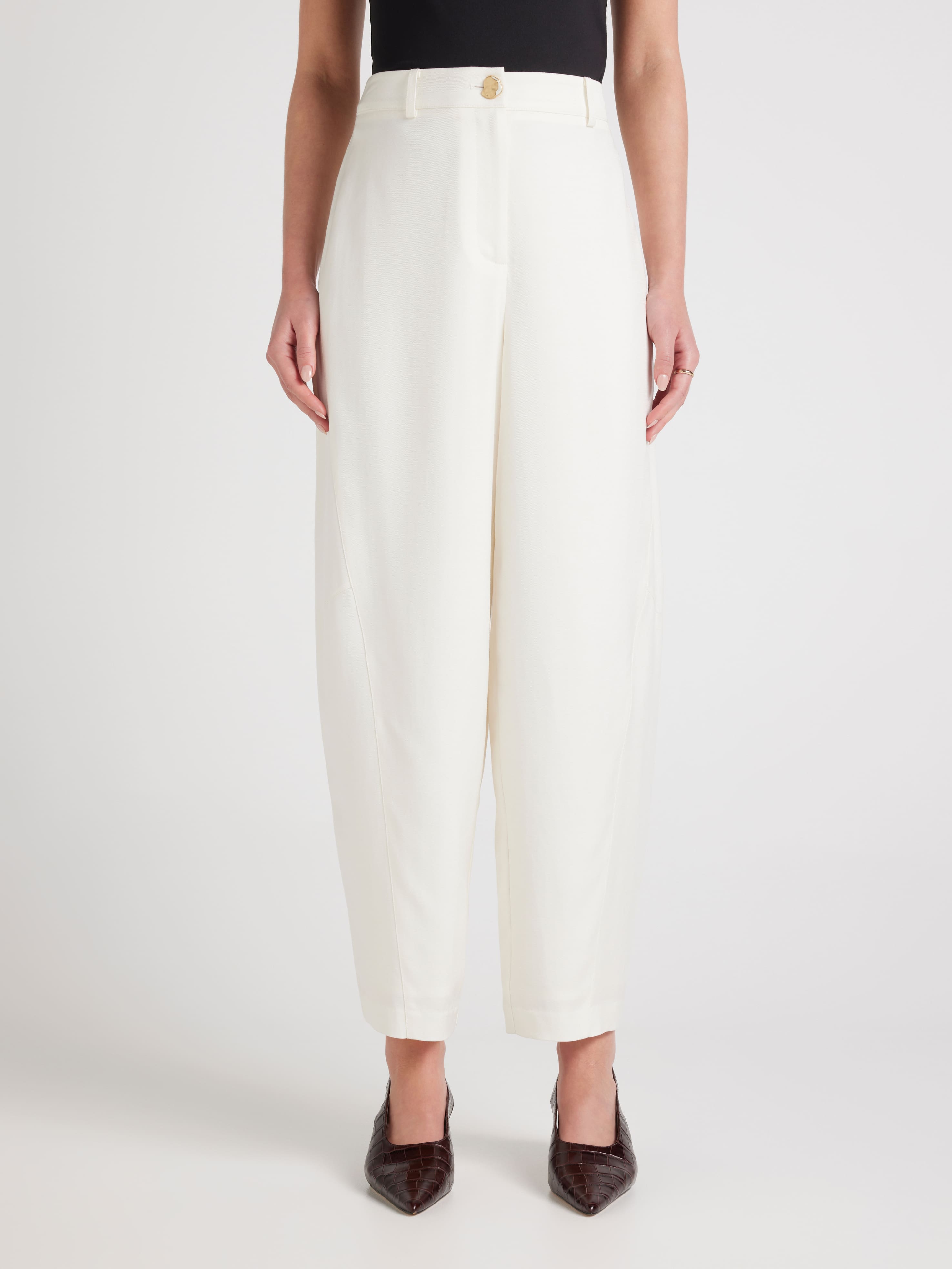 Power Walk Barrel Leg Pant