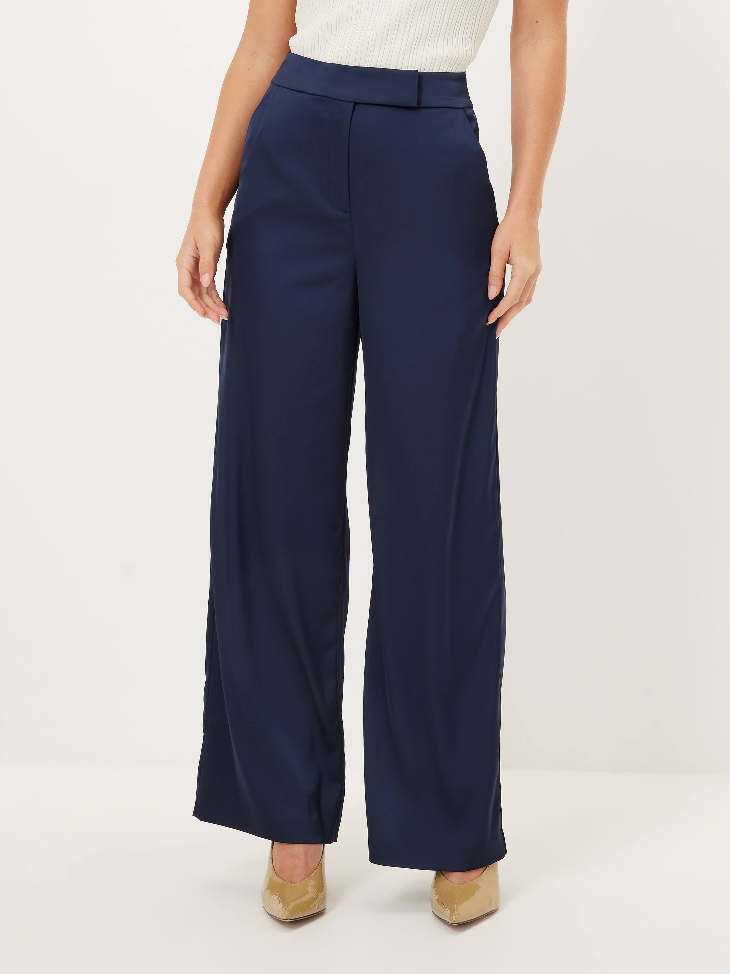 Cupids Bow Satin Pant