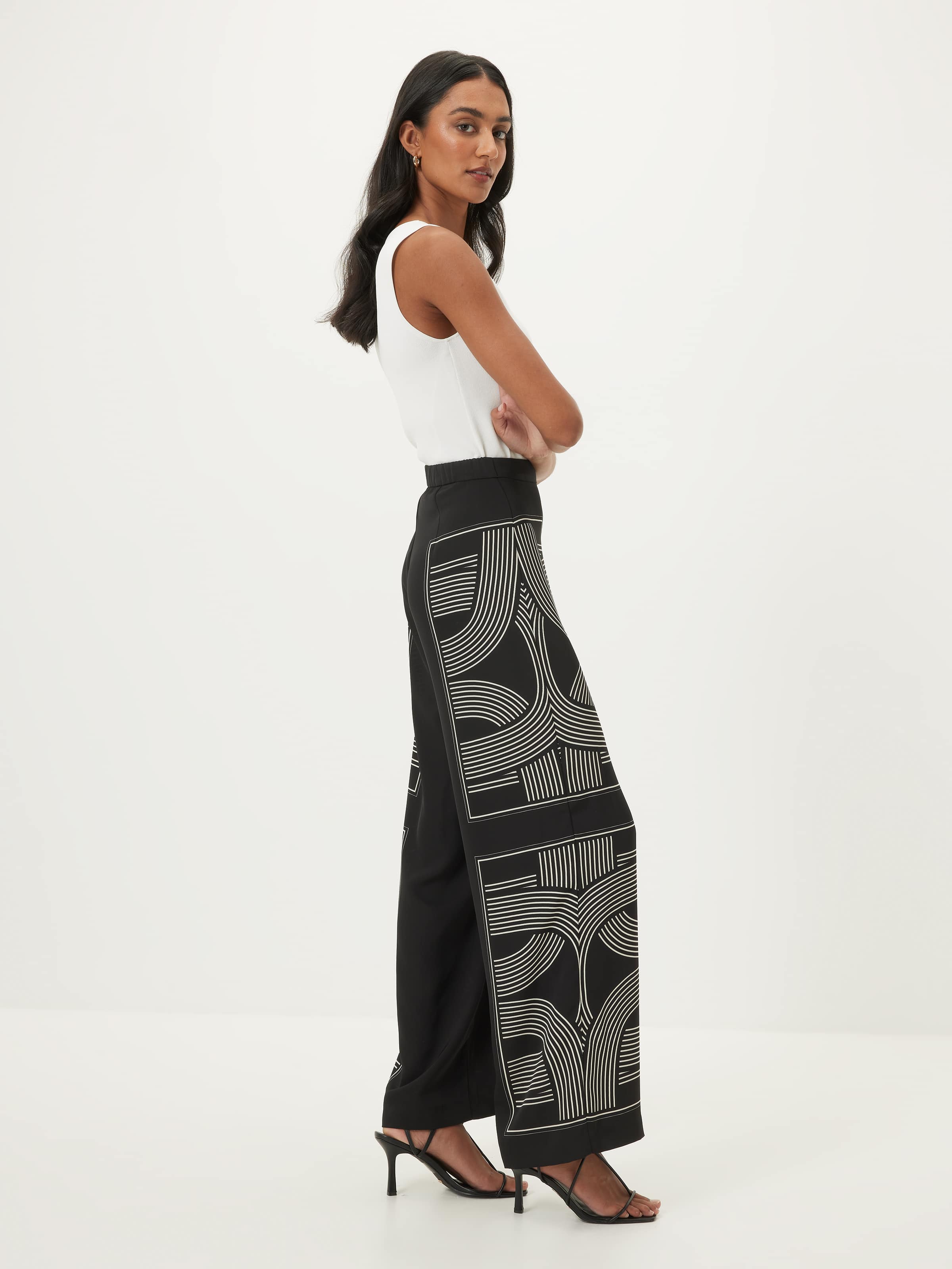 Curve Ball Printed Pant