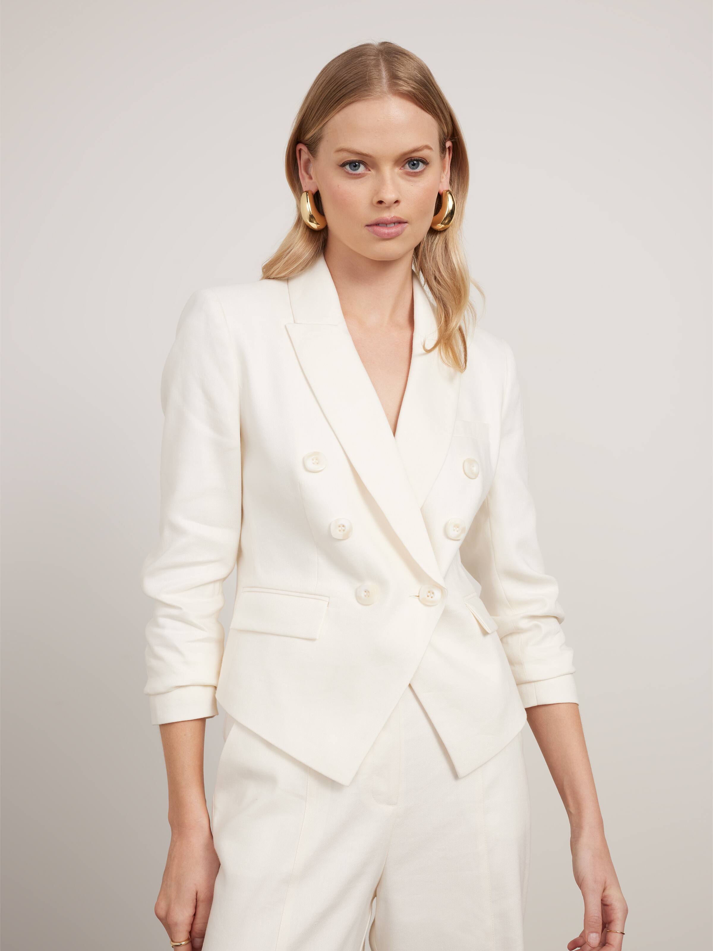 Women's Jackets - Blazer Jackets, Suit Jackets & Puffers