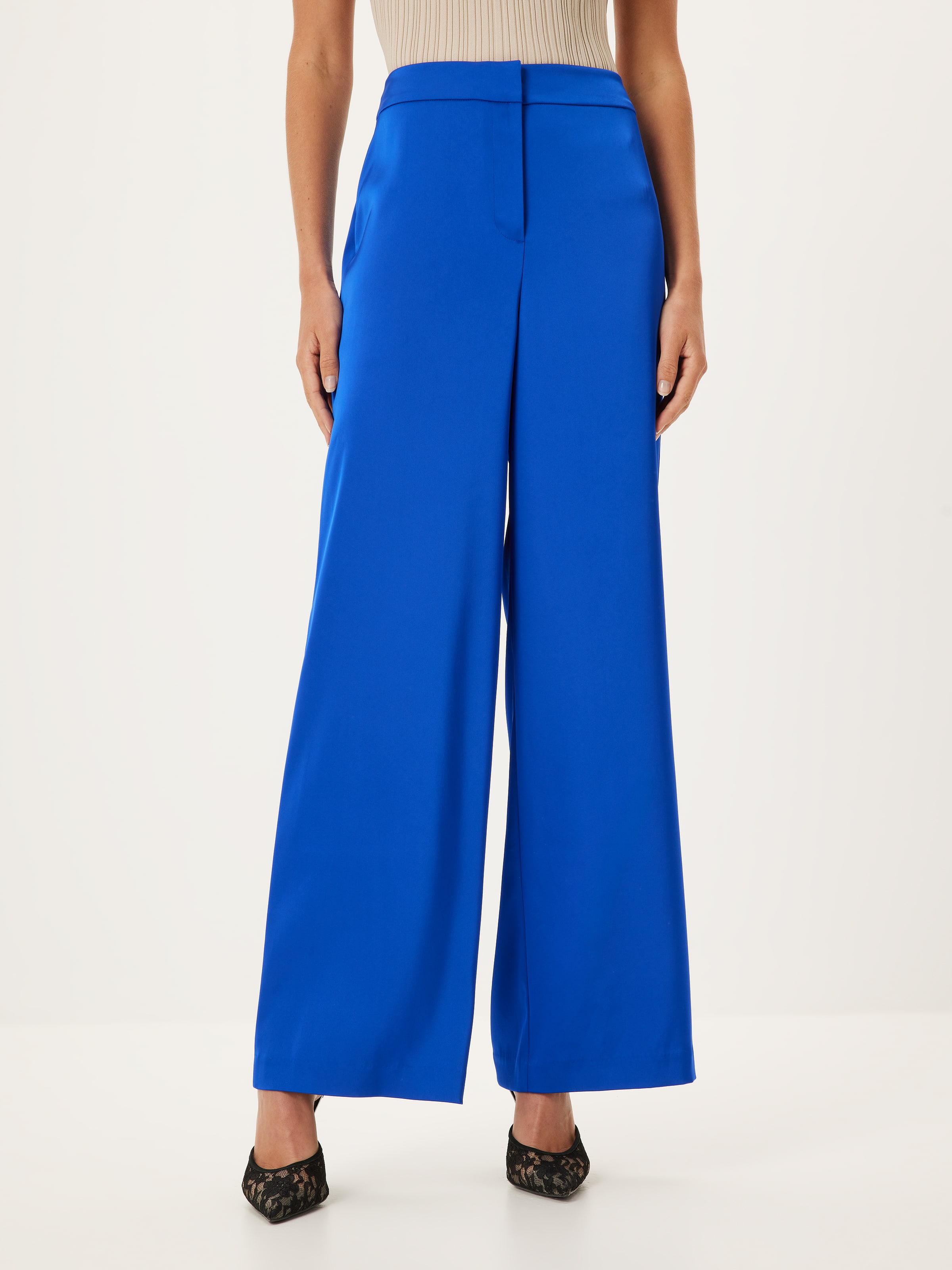 Love Traingle Satin Pant