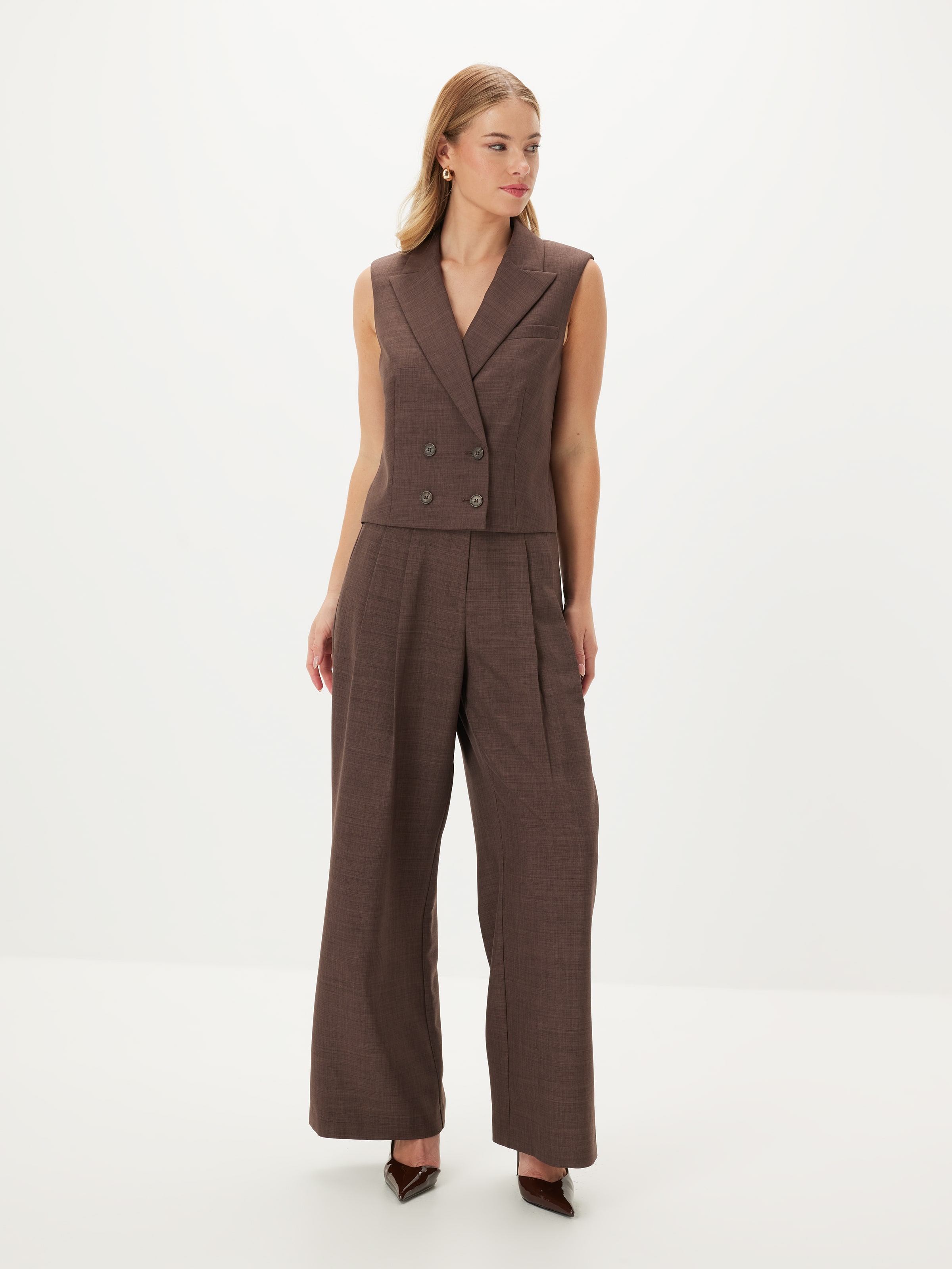 Suit Yourself Crop Vest