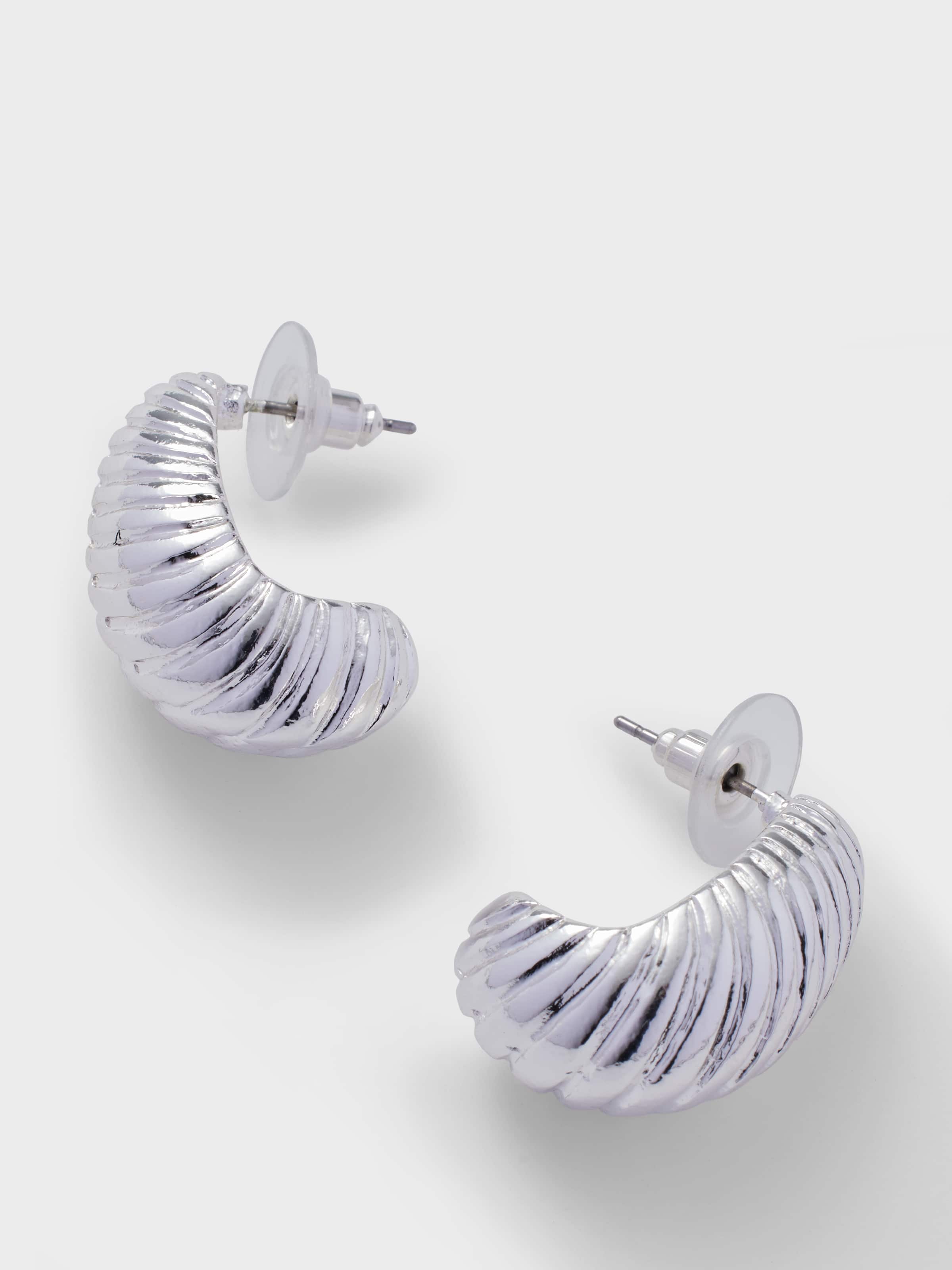 Lianna Tear Drop Earrings