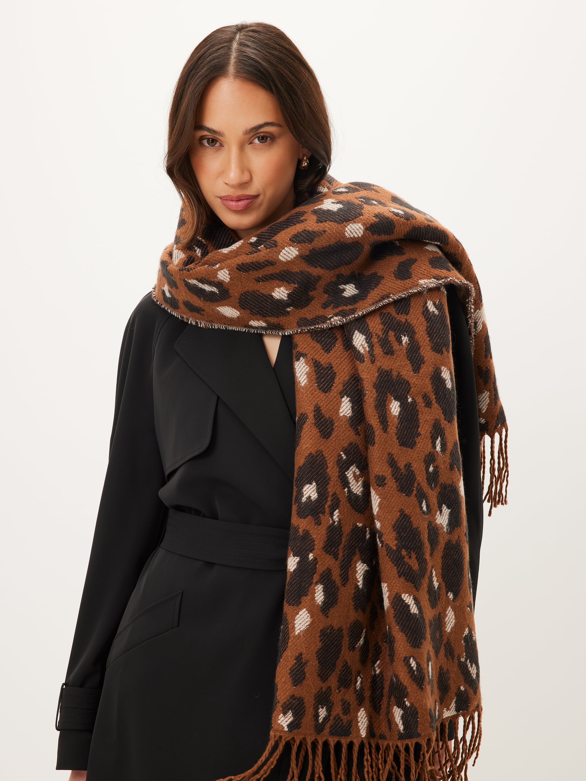 Jacquard Animal Scarf