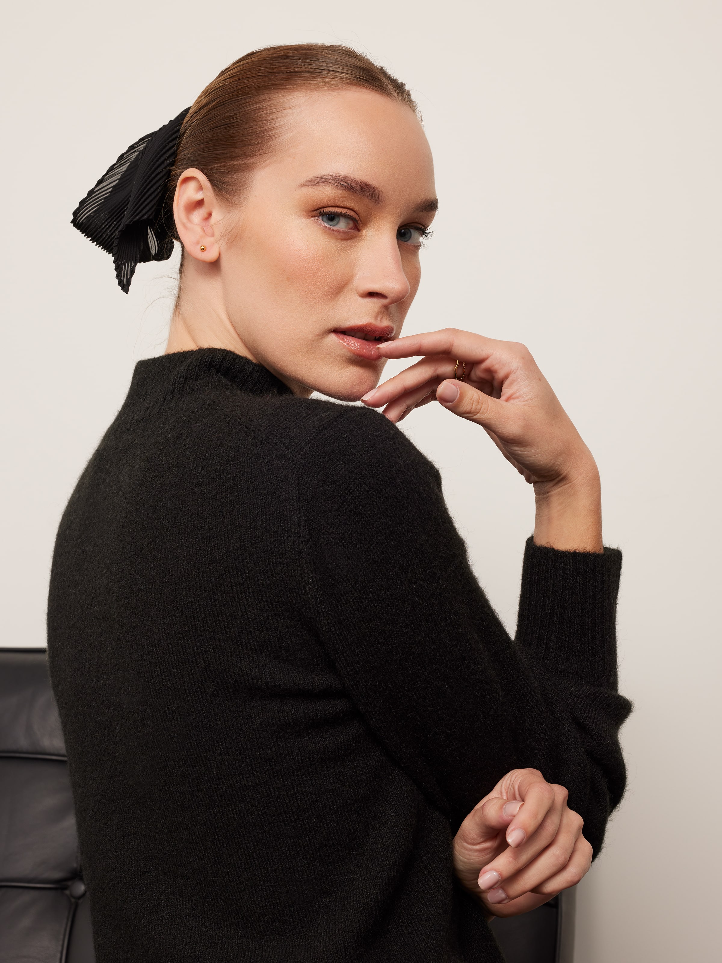 Pleat Bow Hair Tie