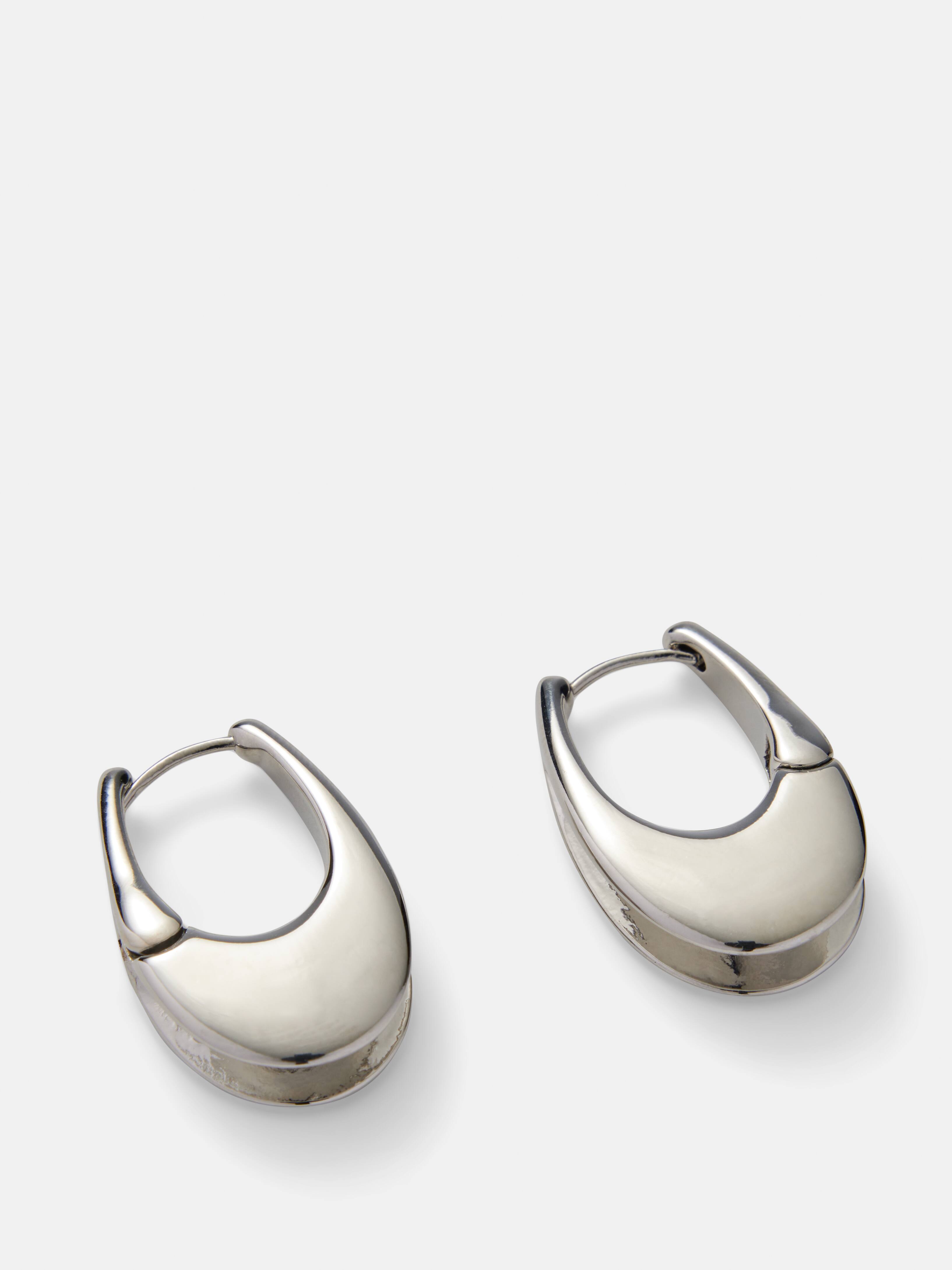 Sarah Oval Hoop Earrings