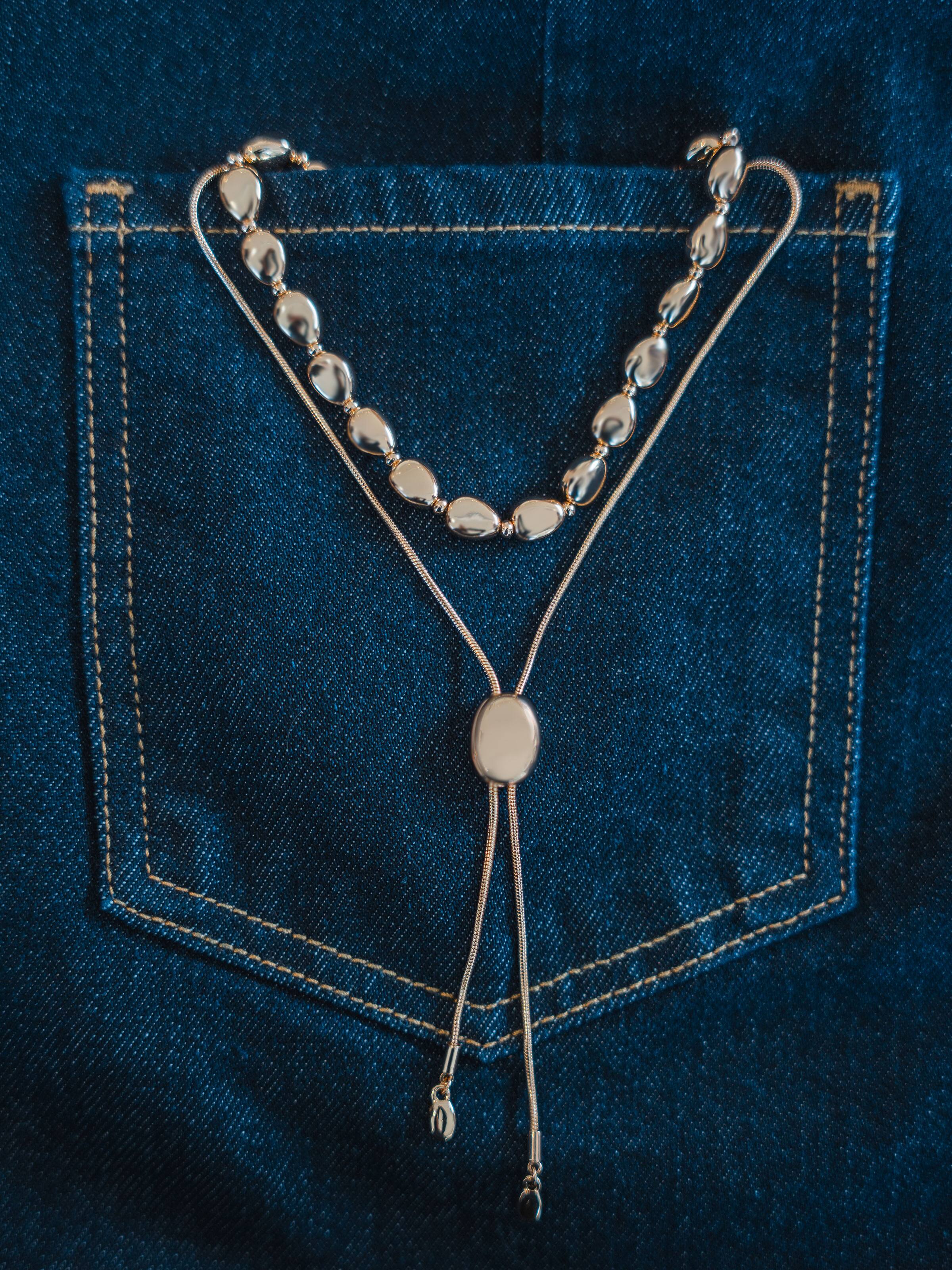 Frankie Pebble Lariat Necklace