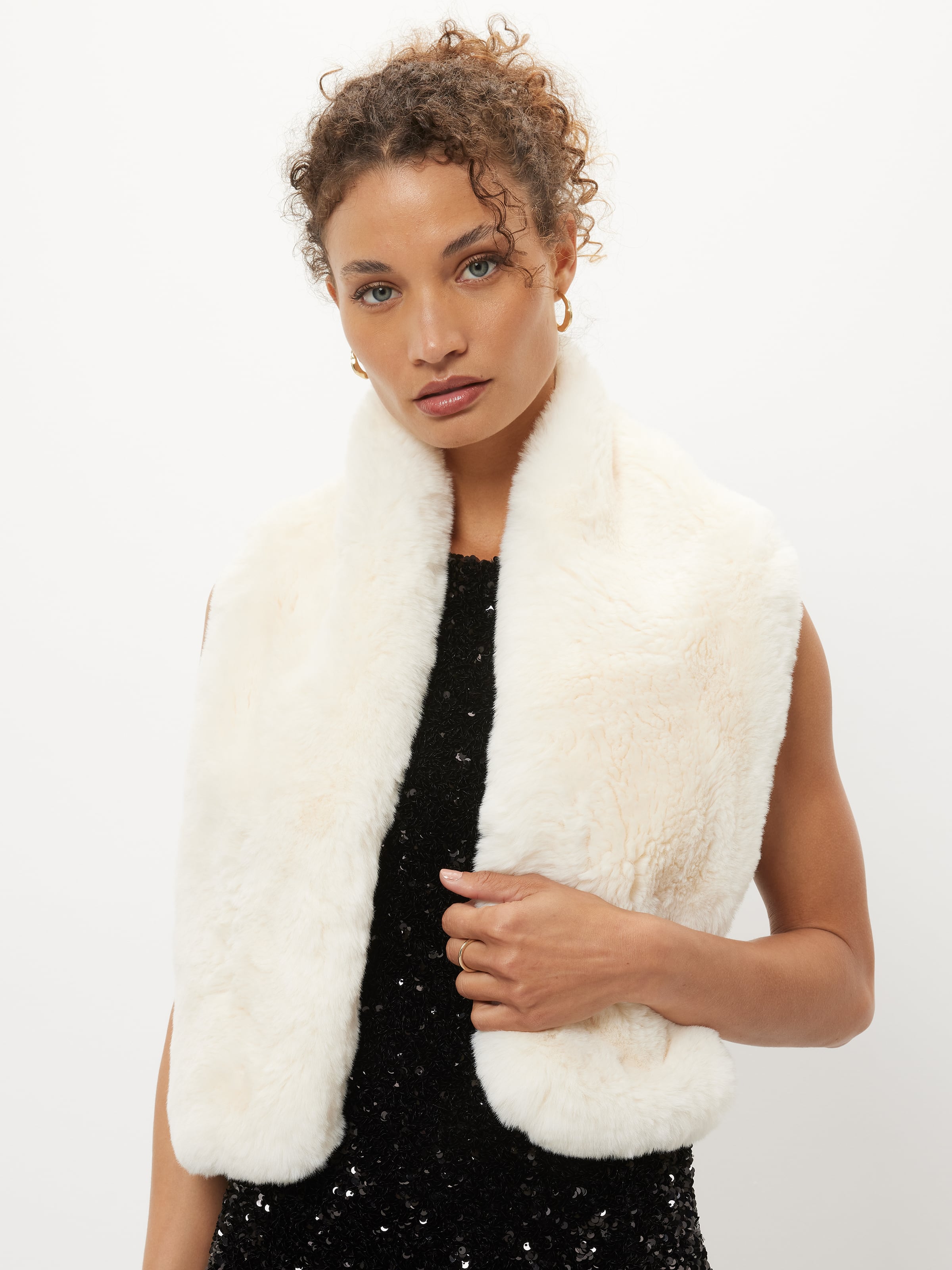 Luxe Faux Fur Stole