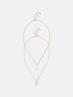 Steevie Layered Pendant Necklace