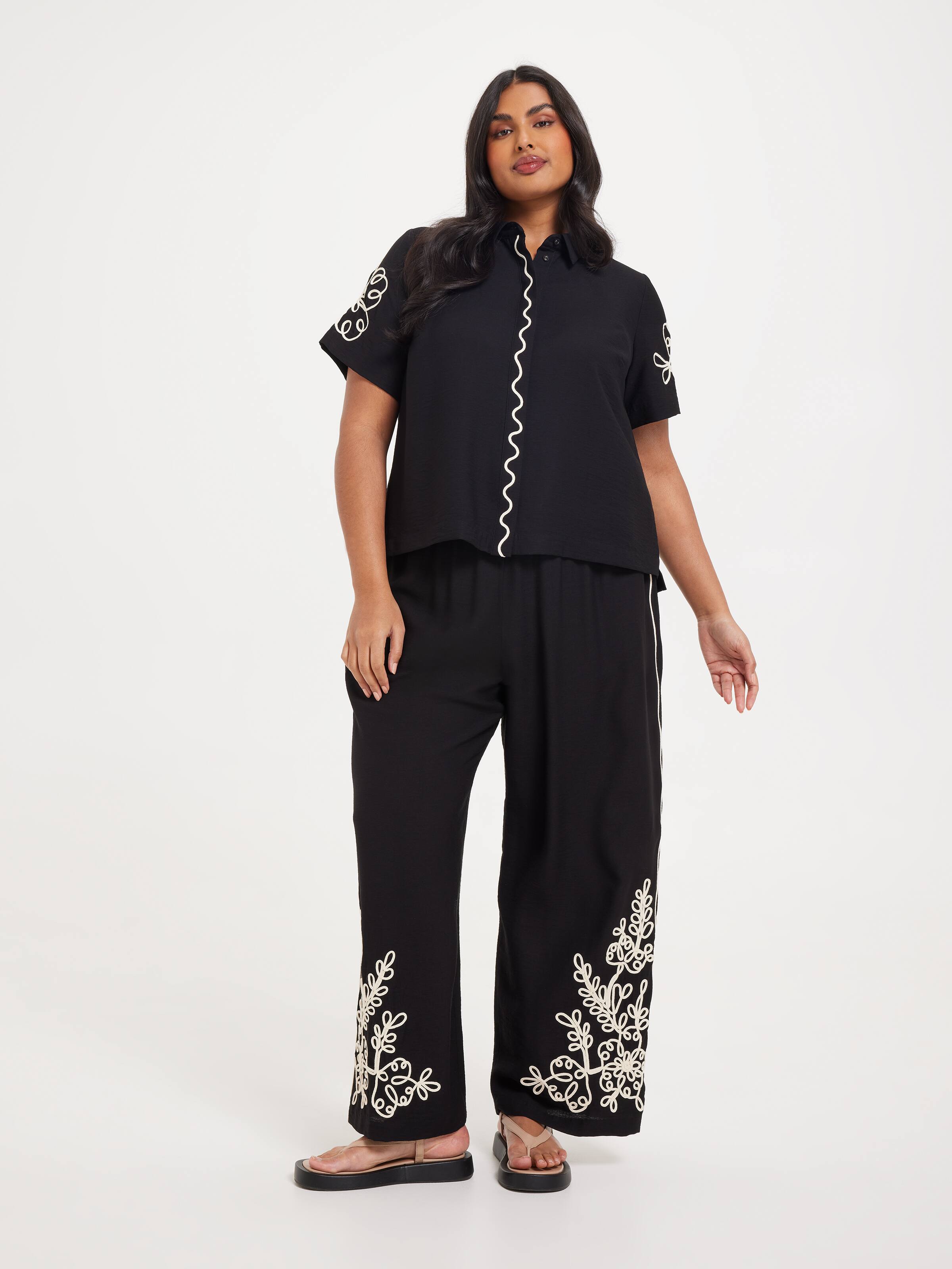 Curve Eddie Embroidered Shirt