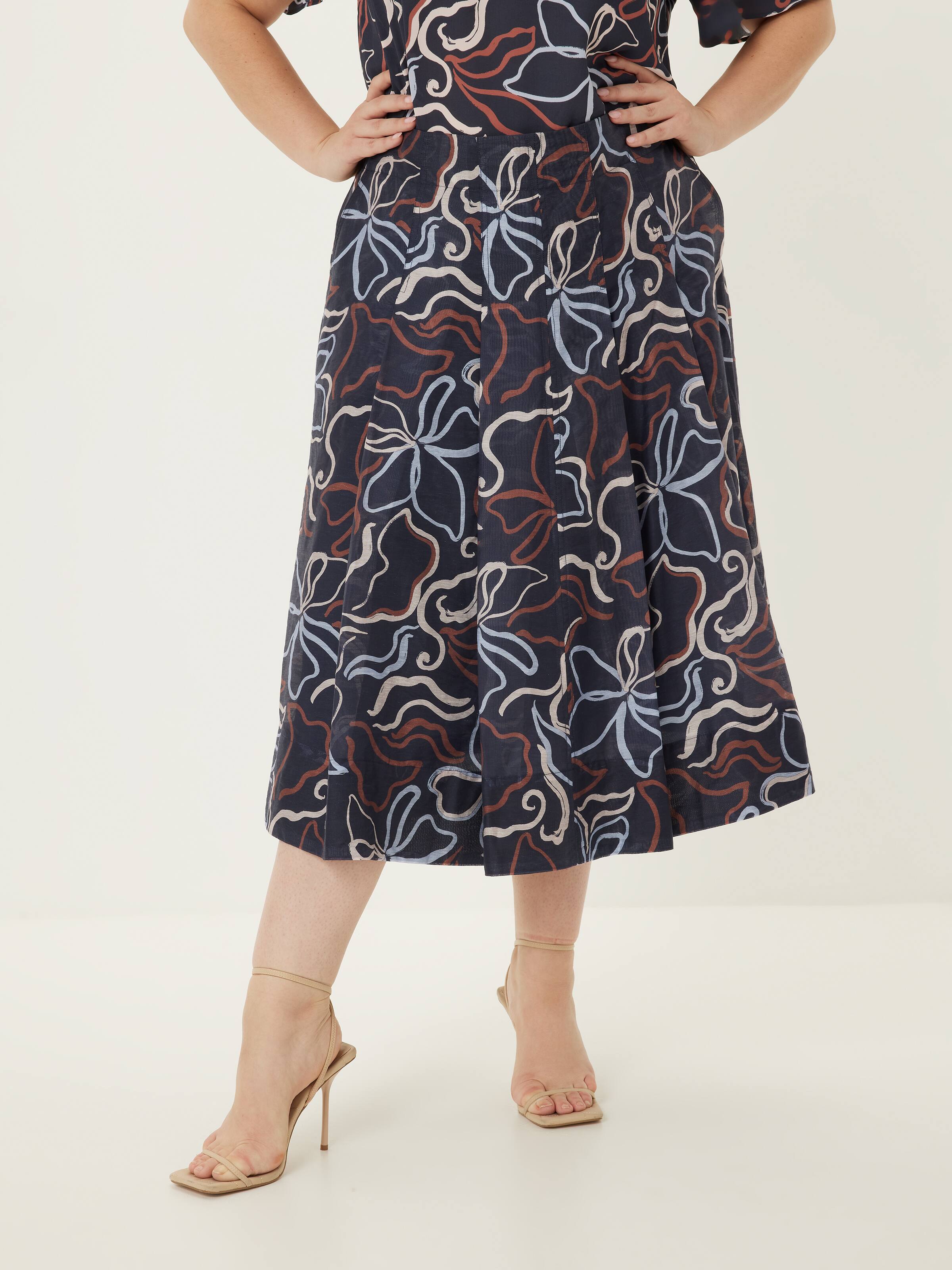 Curve Darwin Outline Midi Skirt