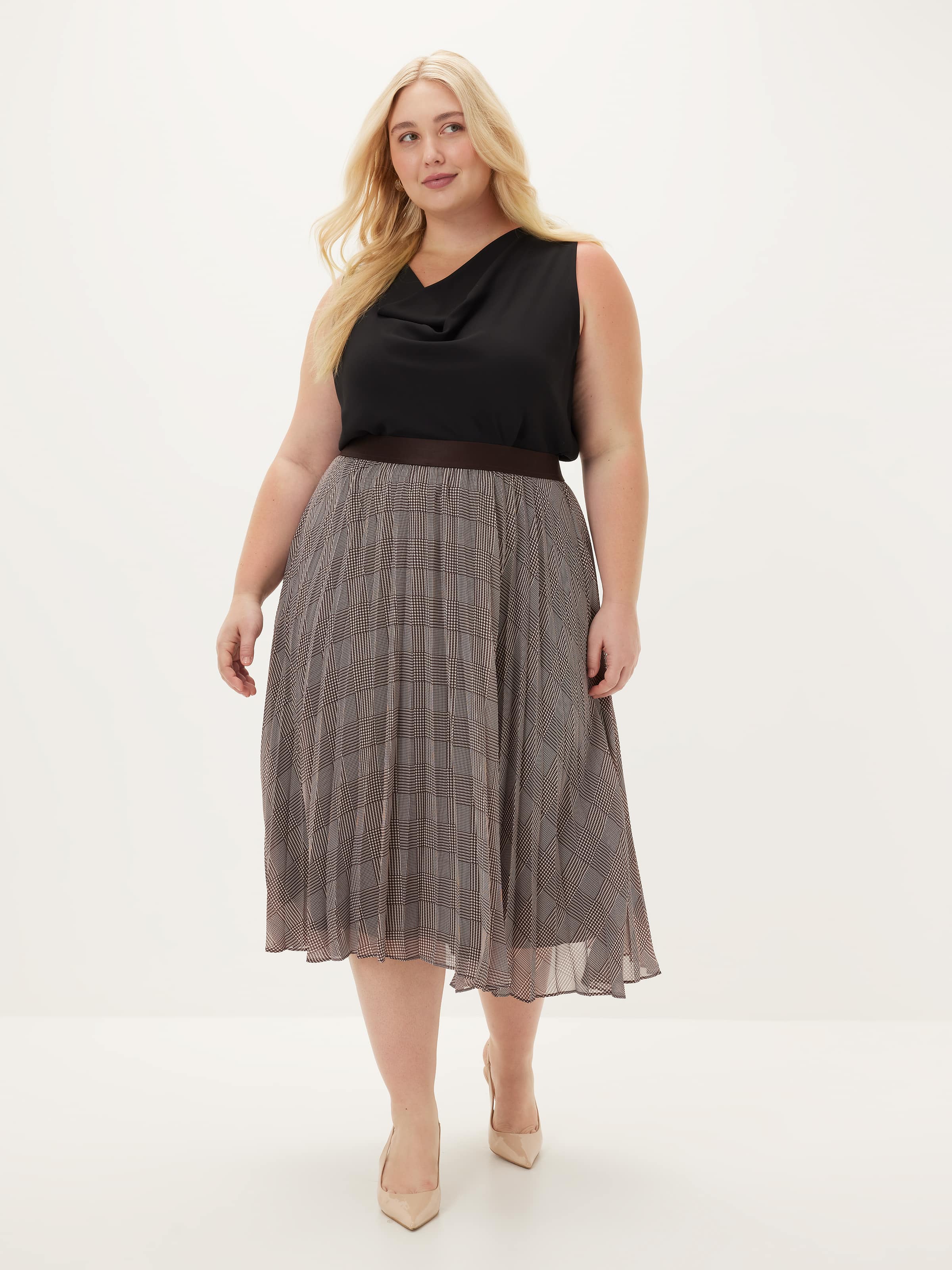 Curve Check It Pleated Skirt