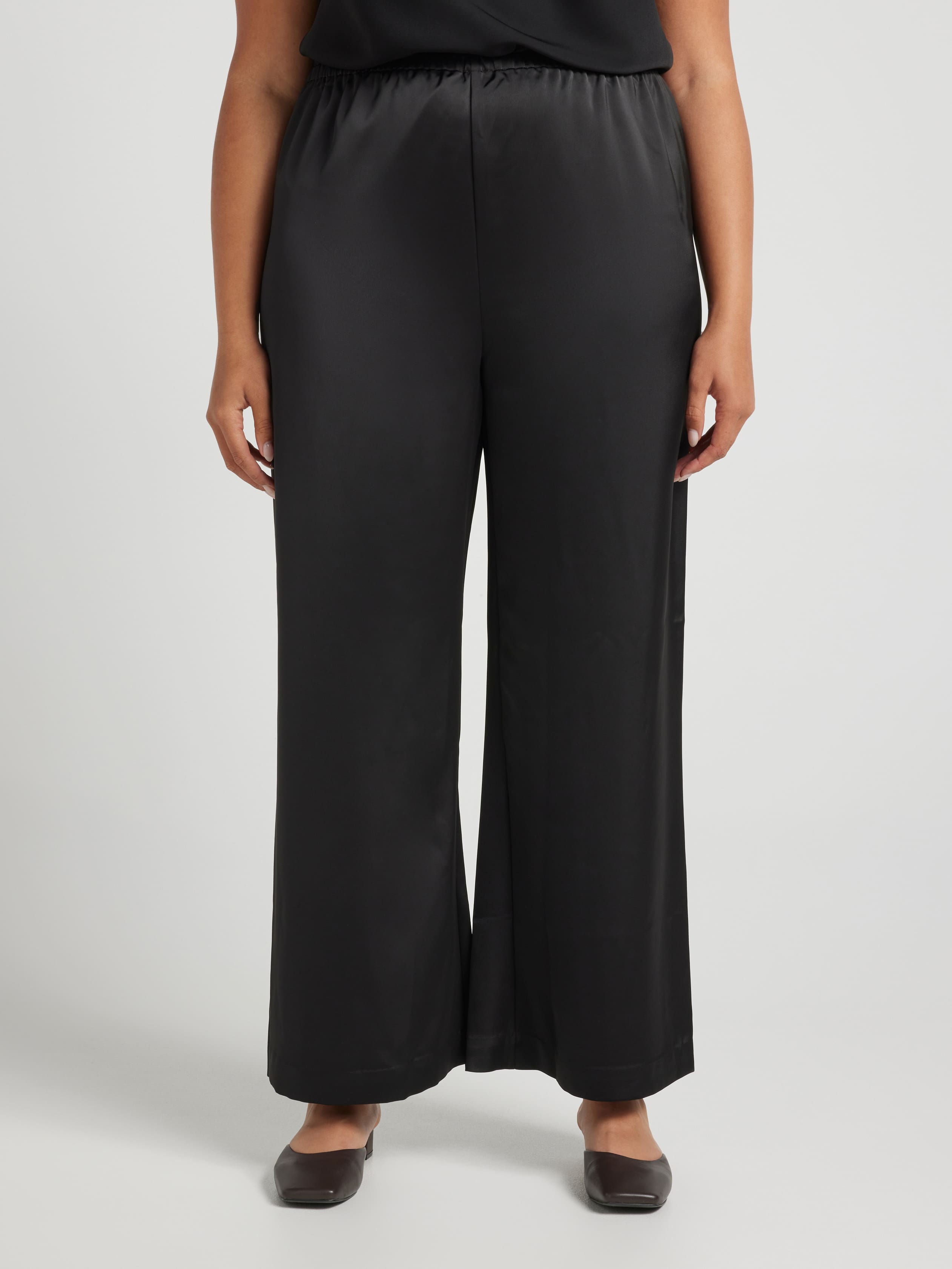 Curve Every Moment Matters Pant