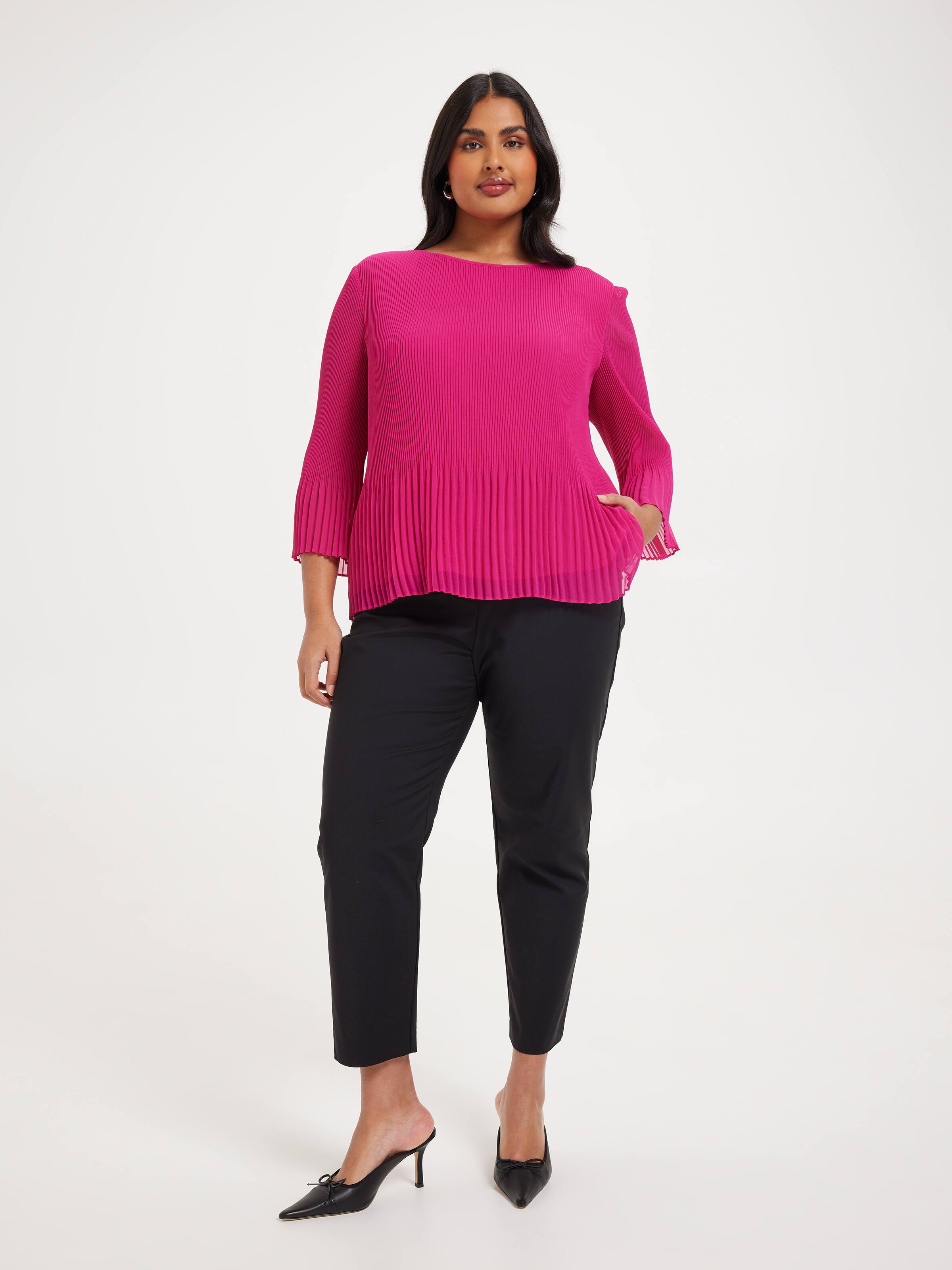 Curve Mia Plisse Top