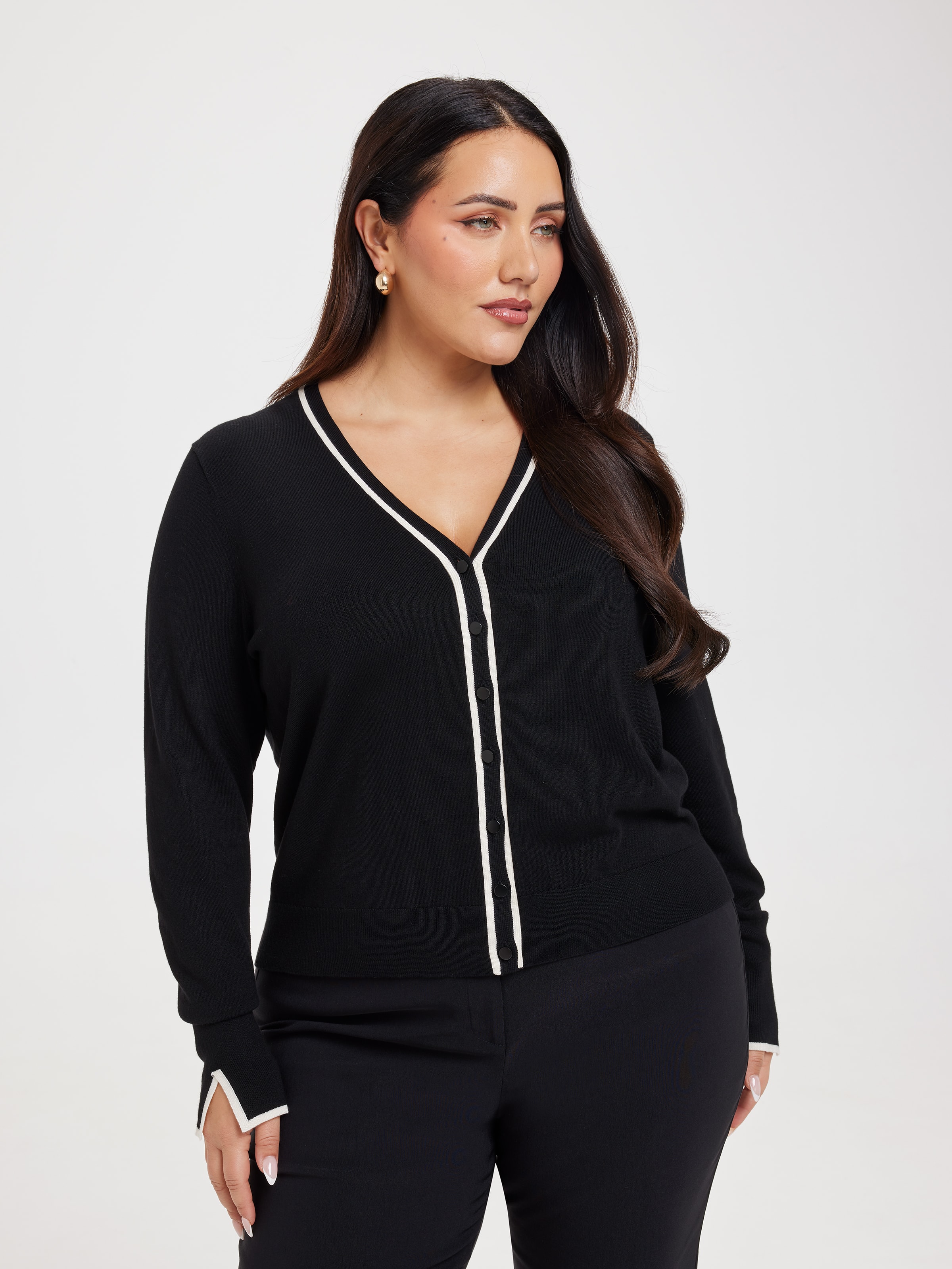 Curve Tilly V Neck Cardigan
