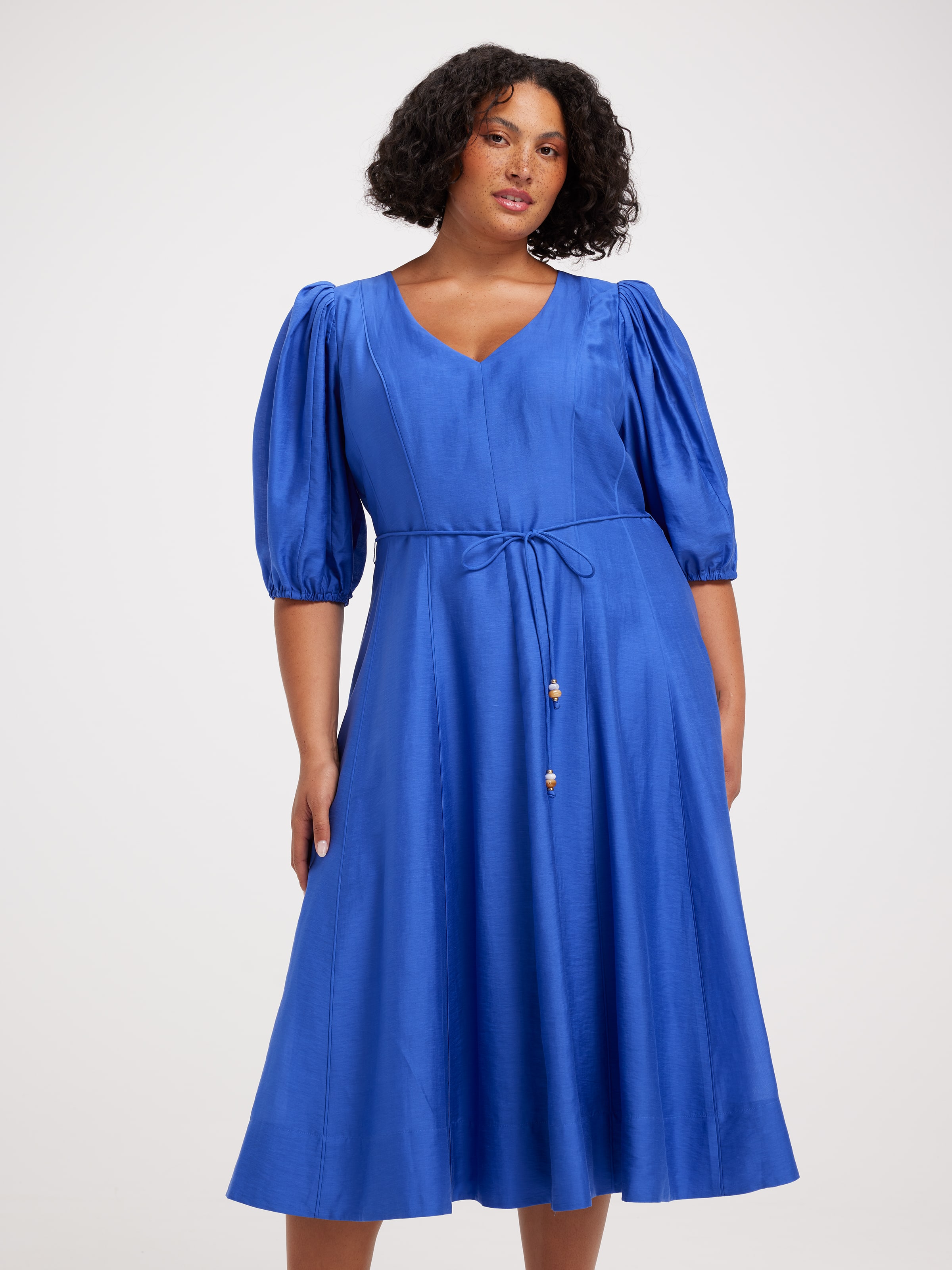 Curve Mira Short Sleeve Midi Dress