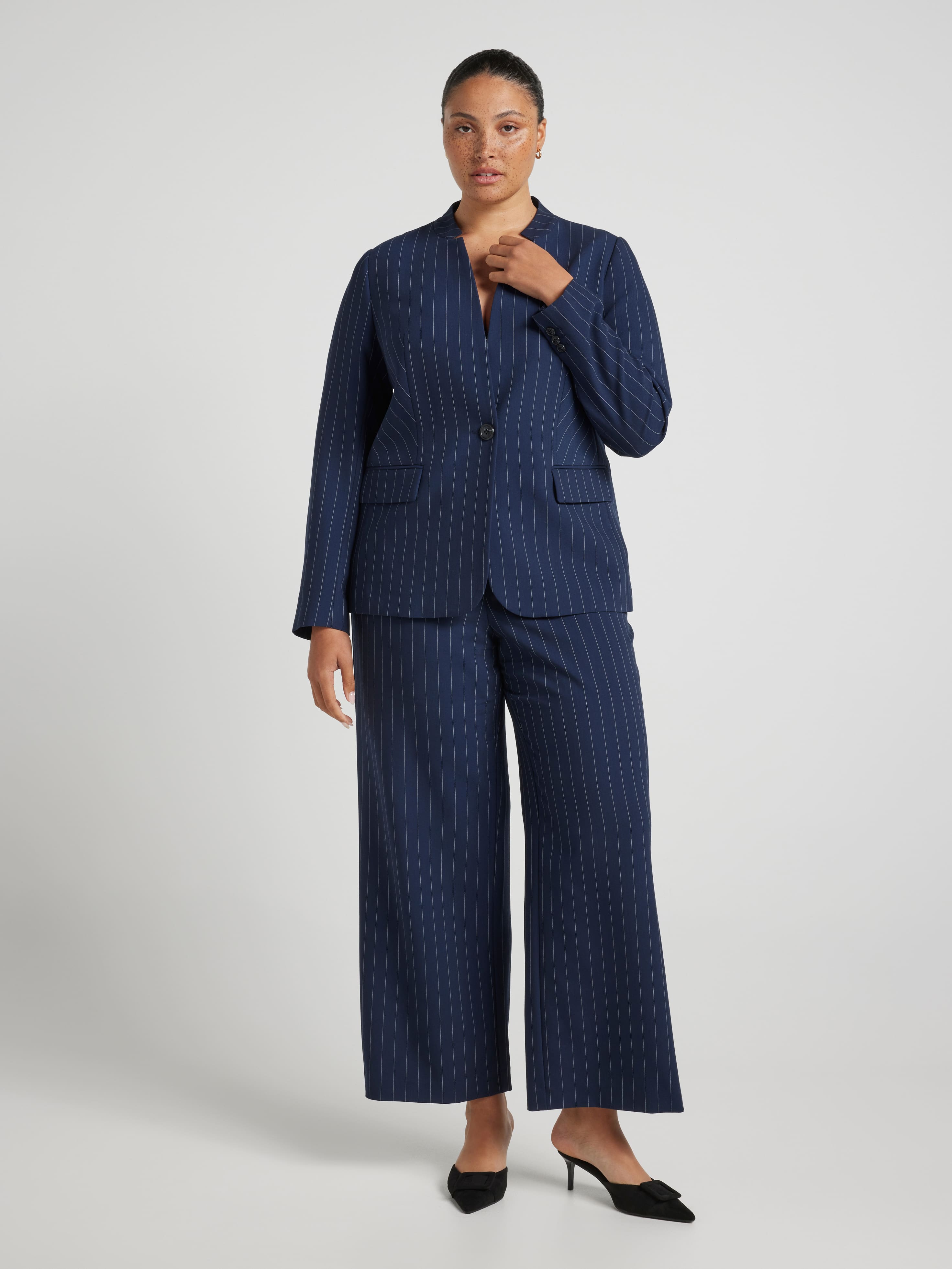 Curve Set The Tone Blazer