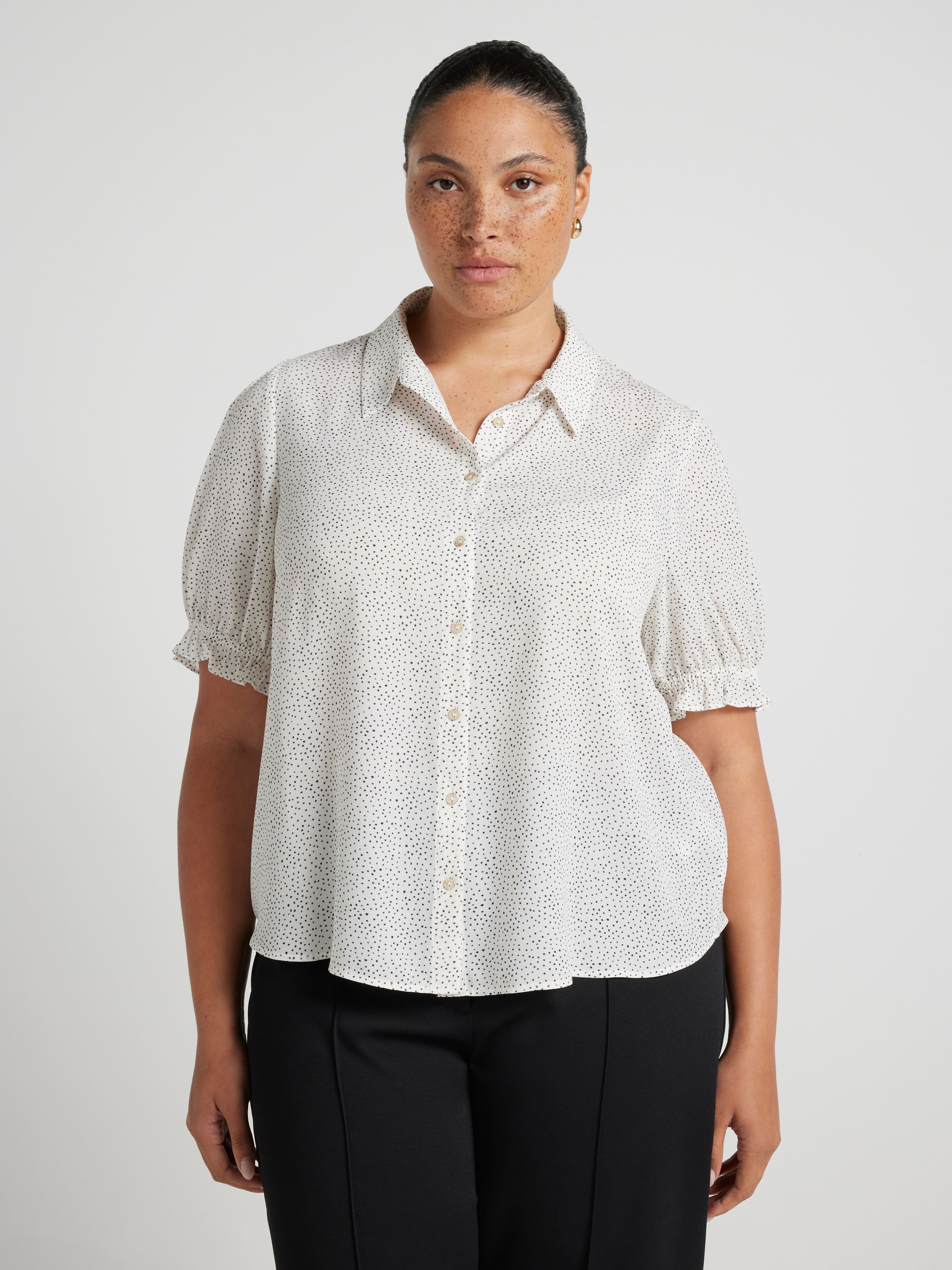 Curve Cassidy Short Sleeve Shirt
