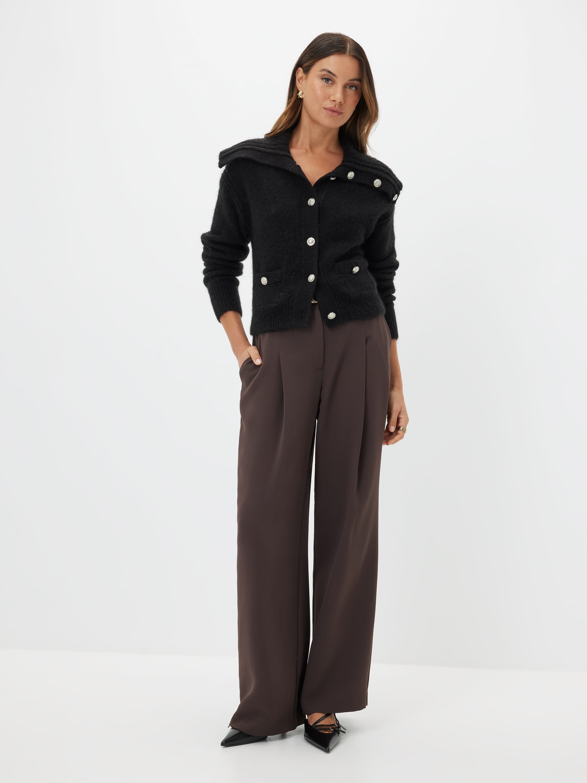 Amelia Winged Collar Knit
