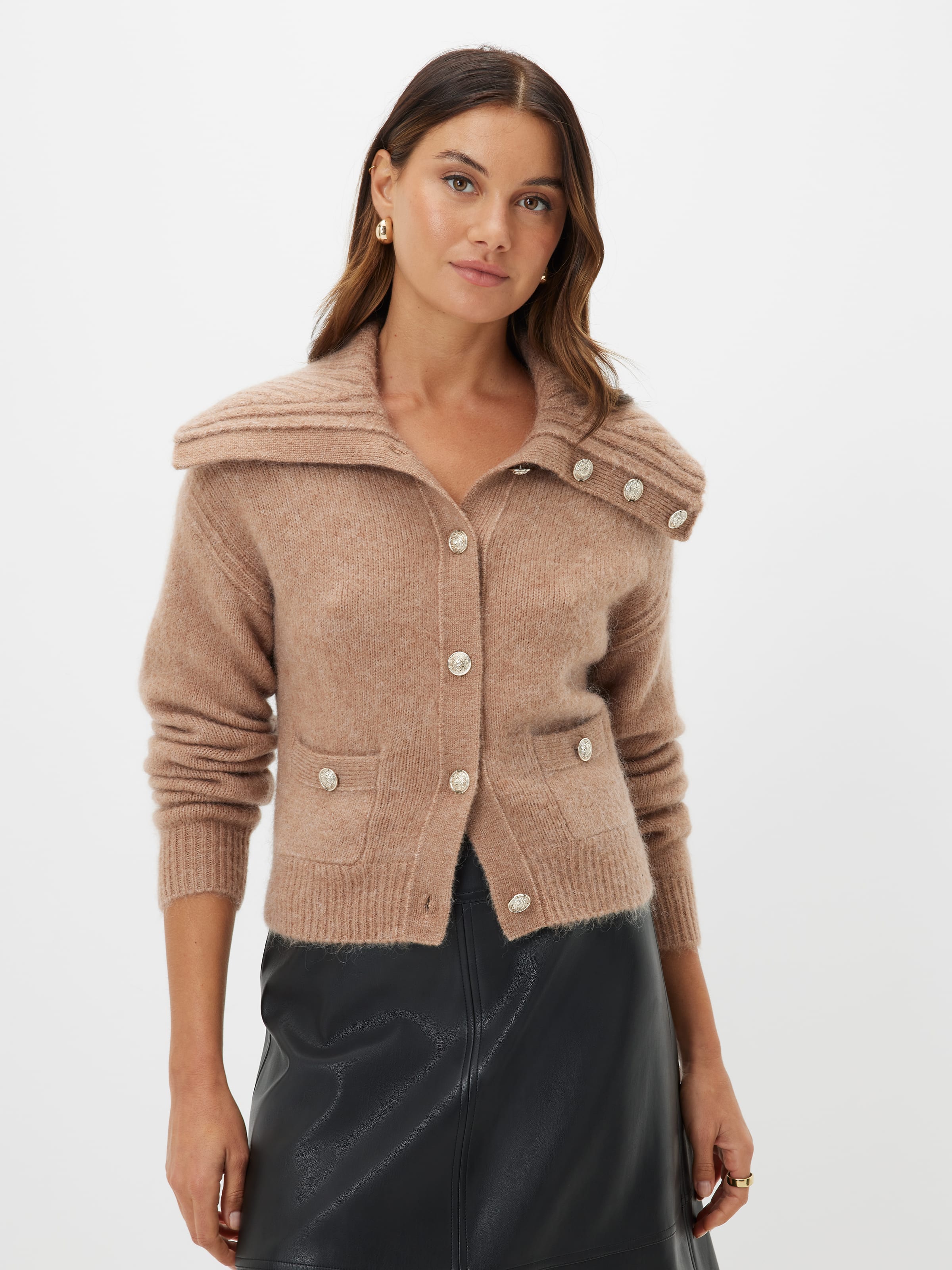 Amelia Winged Collar Knit