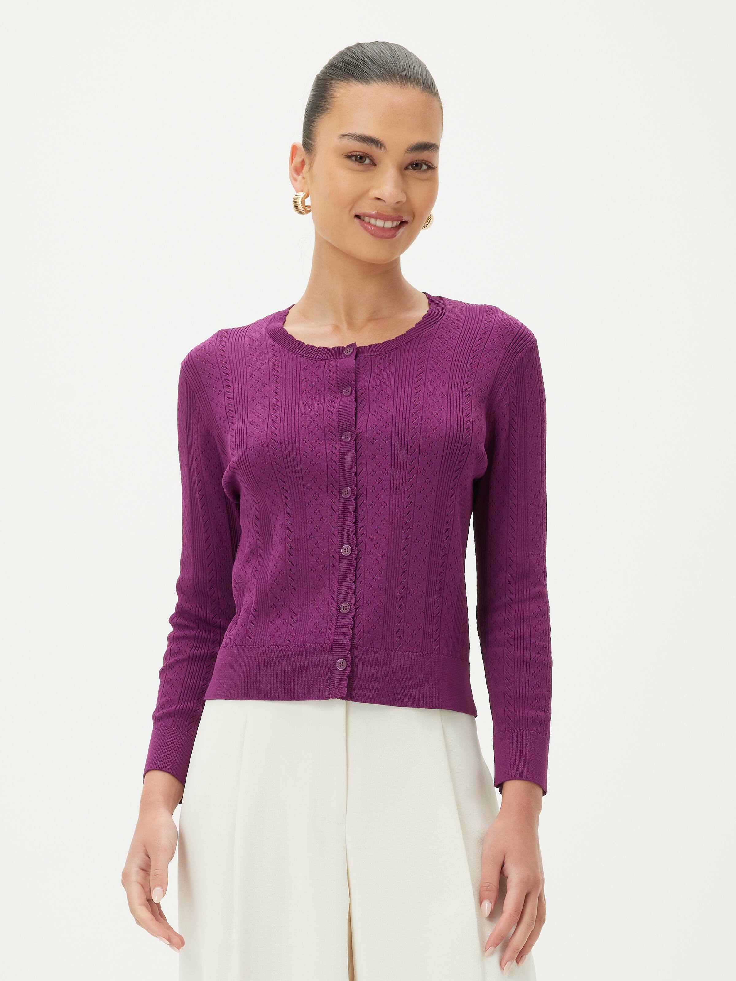 Nora Pointelle Scallop Detail