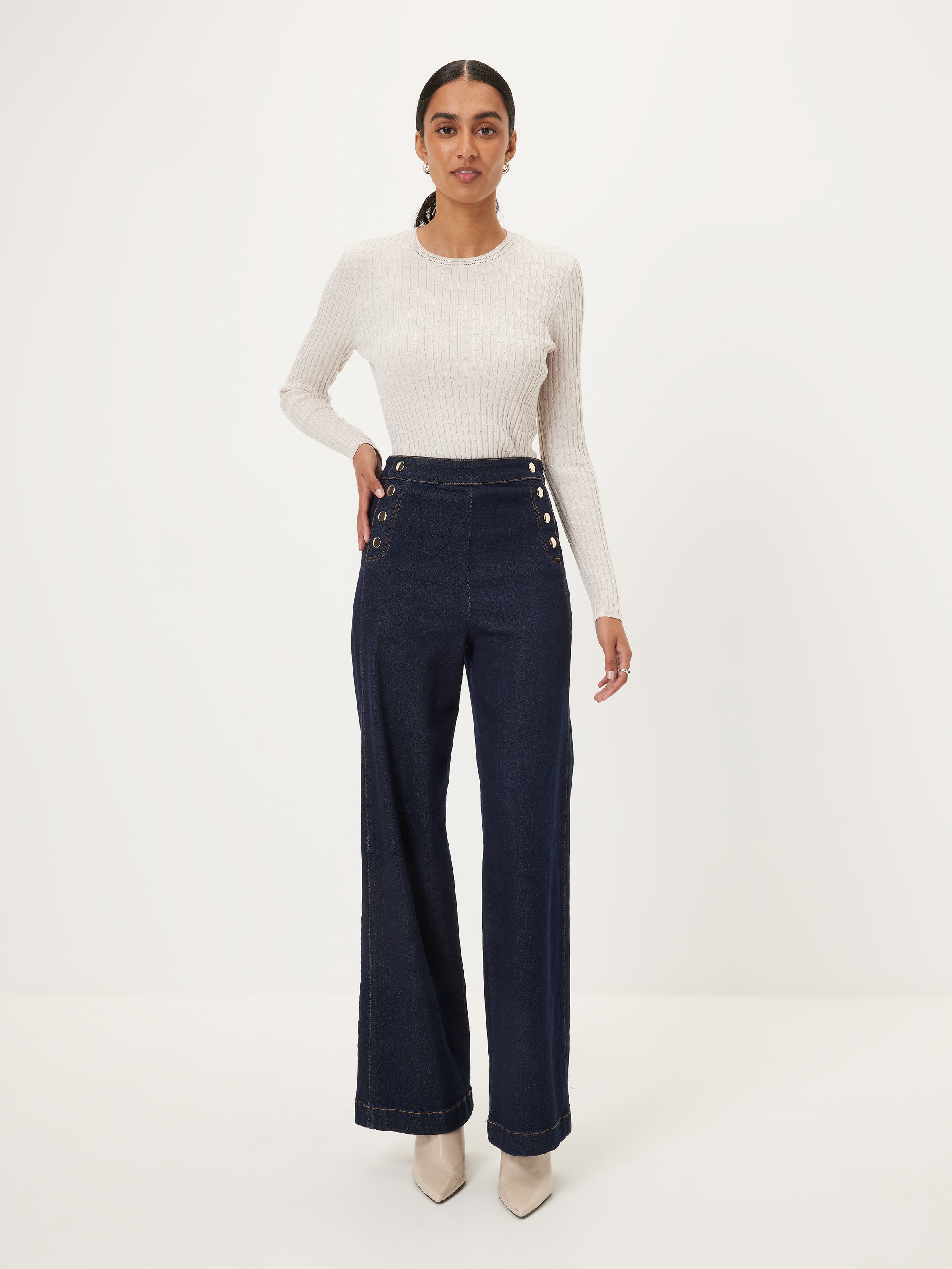 Tenzing Stitch Detail Top
