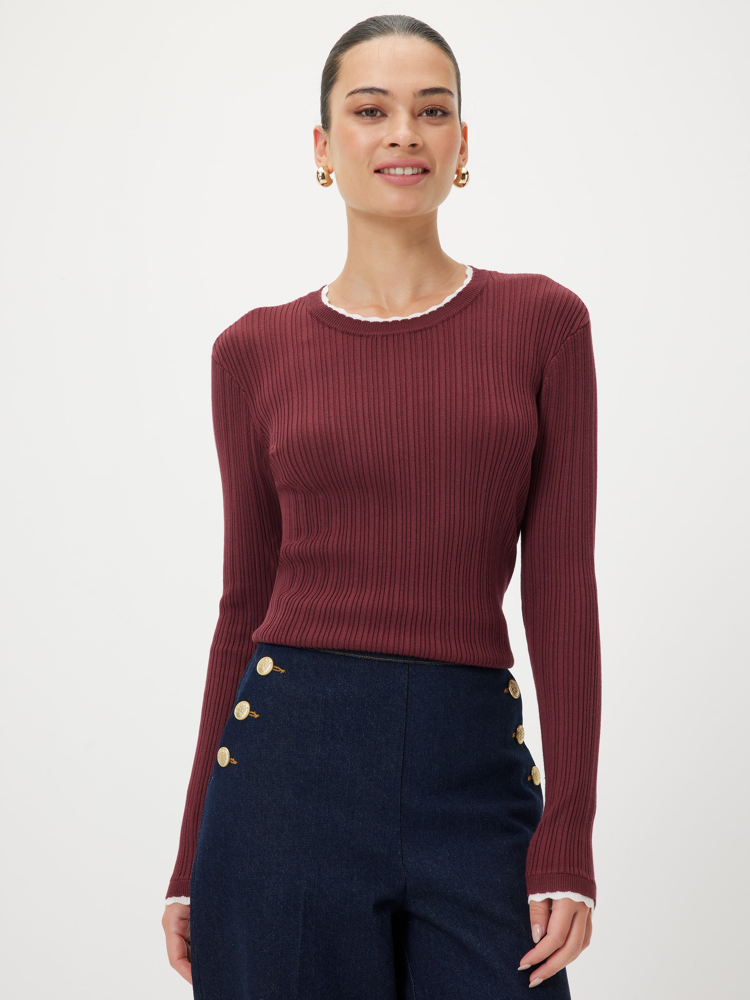 Lindsay Scallop Edgelong Sleeve Knit