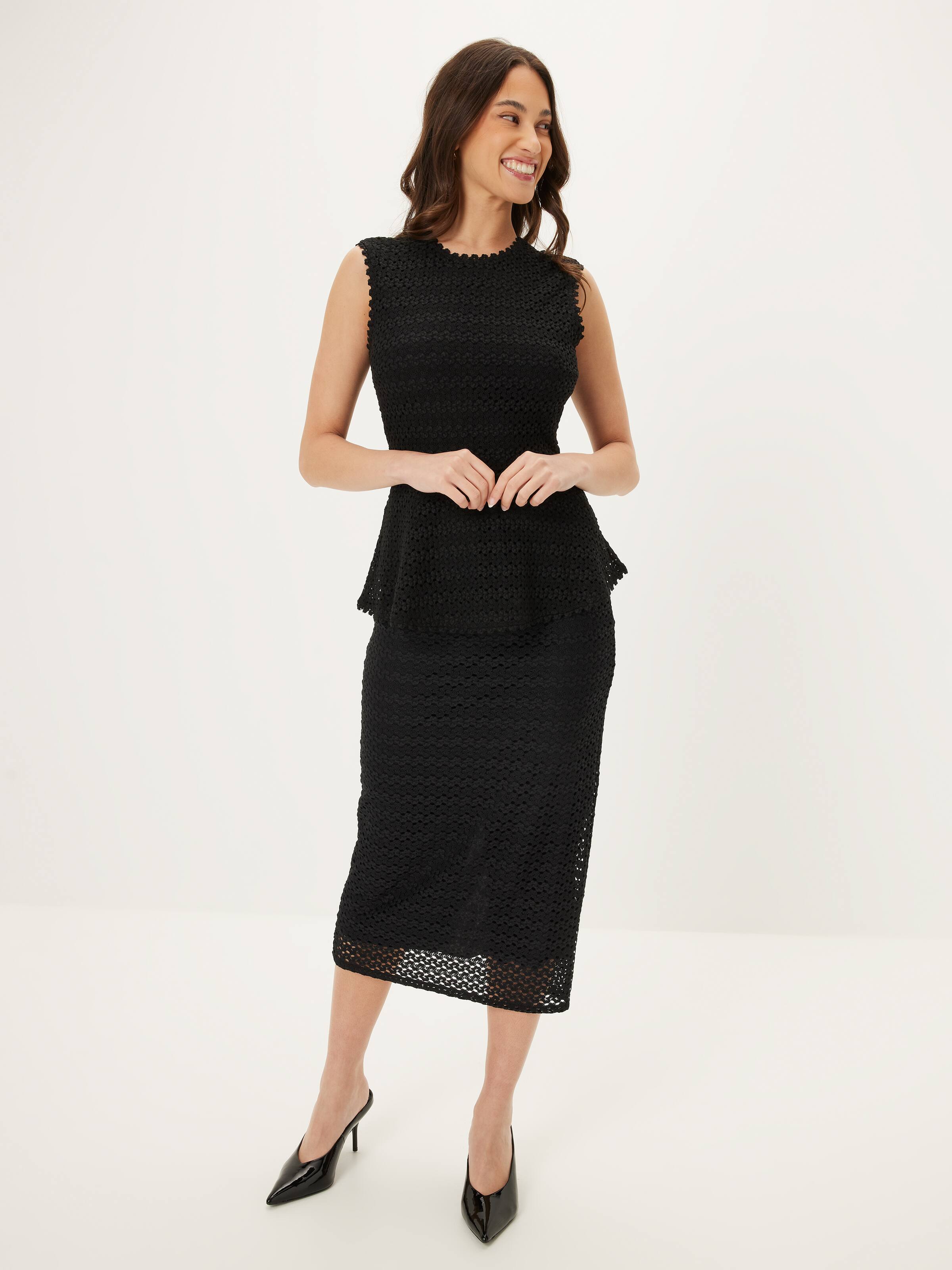 Kelly Sleeveless Lace Top