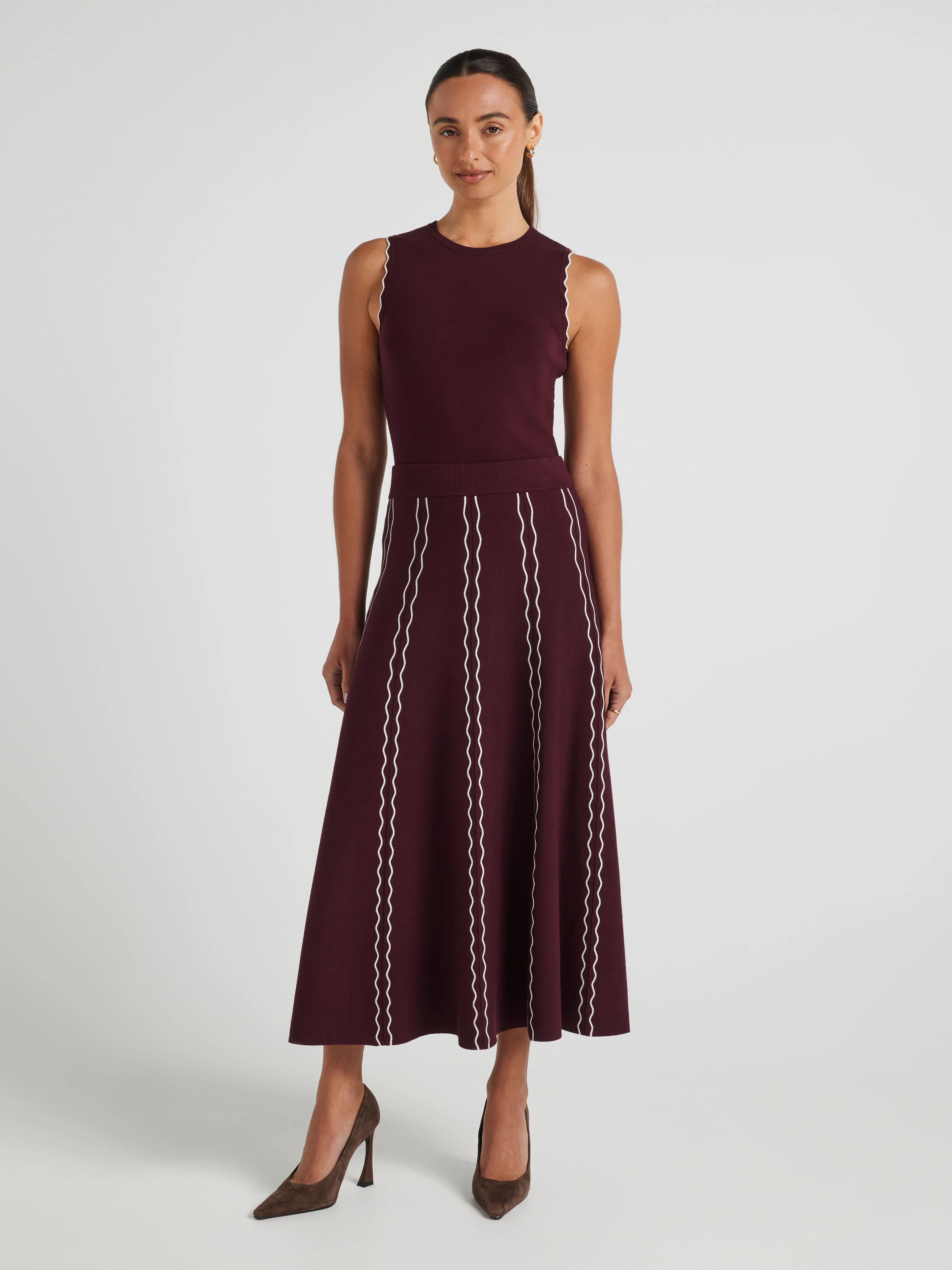 Almost Gone Georgie Scallop Detail Skirt