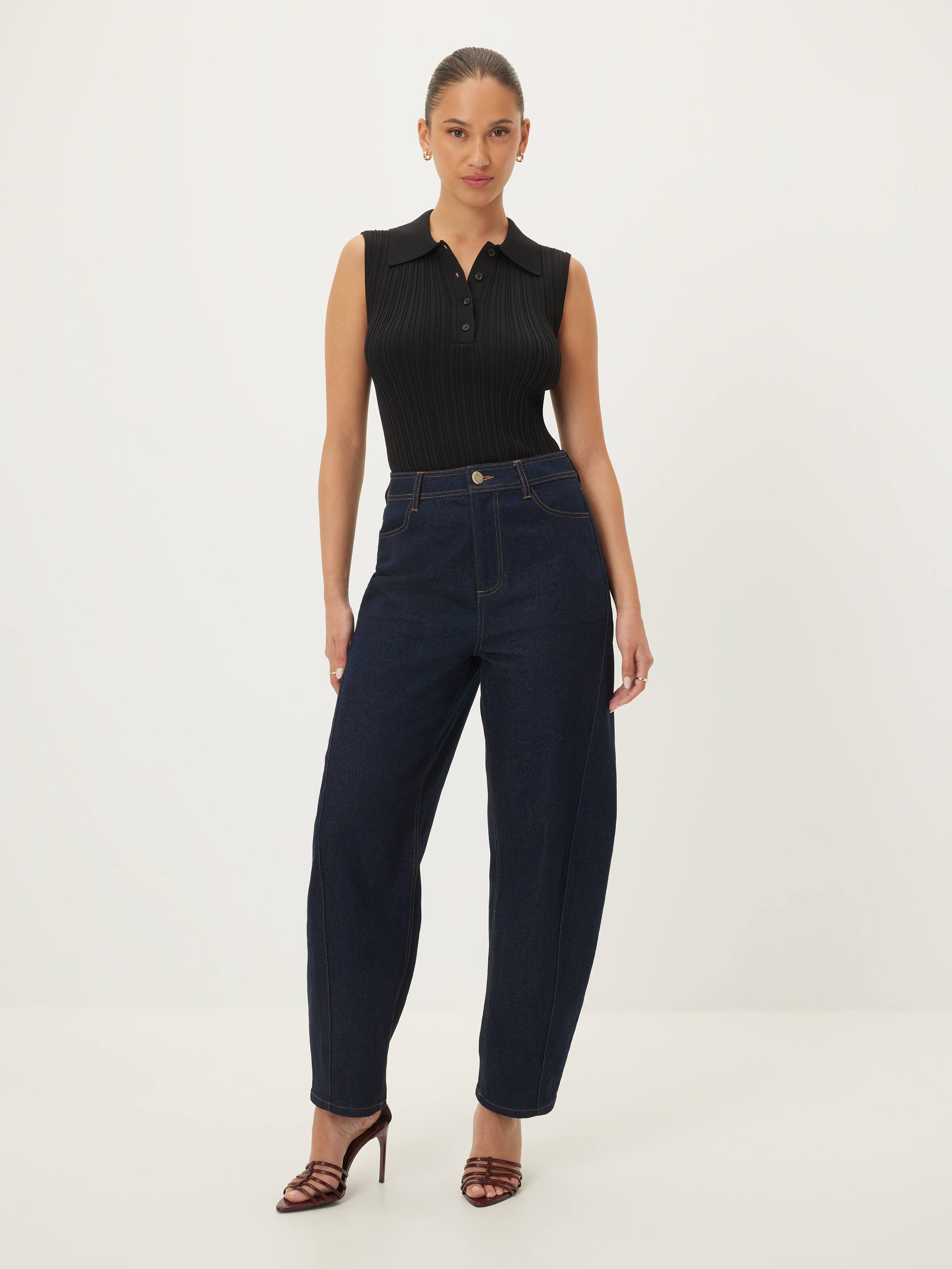 Indi Collar Ribbed Sleveless Knit