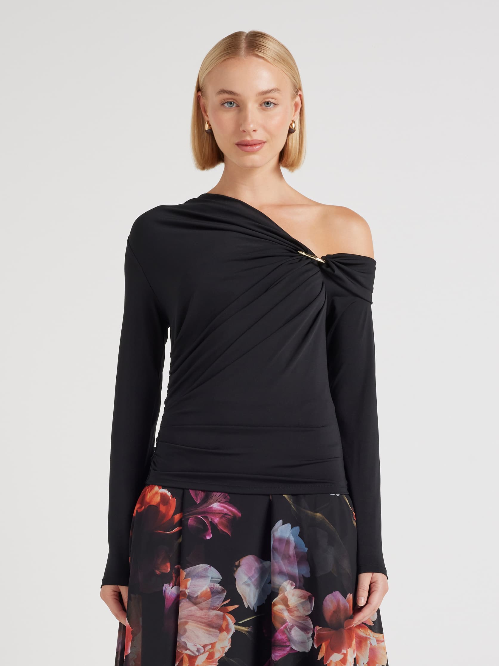 Codi Tipped Shoulder Long Sleeve Top