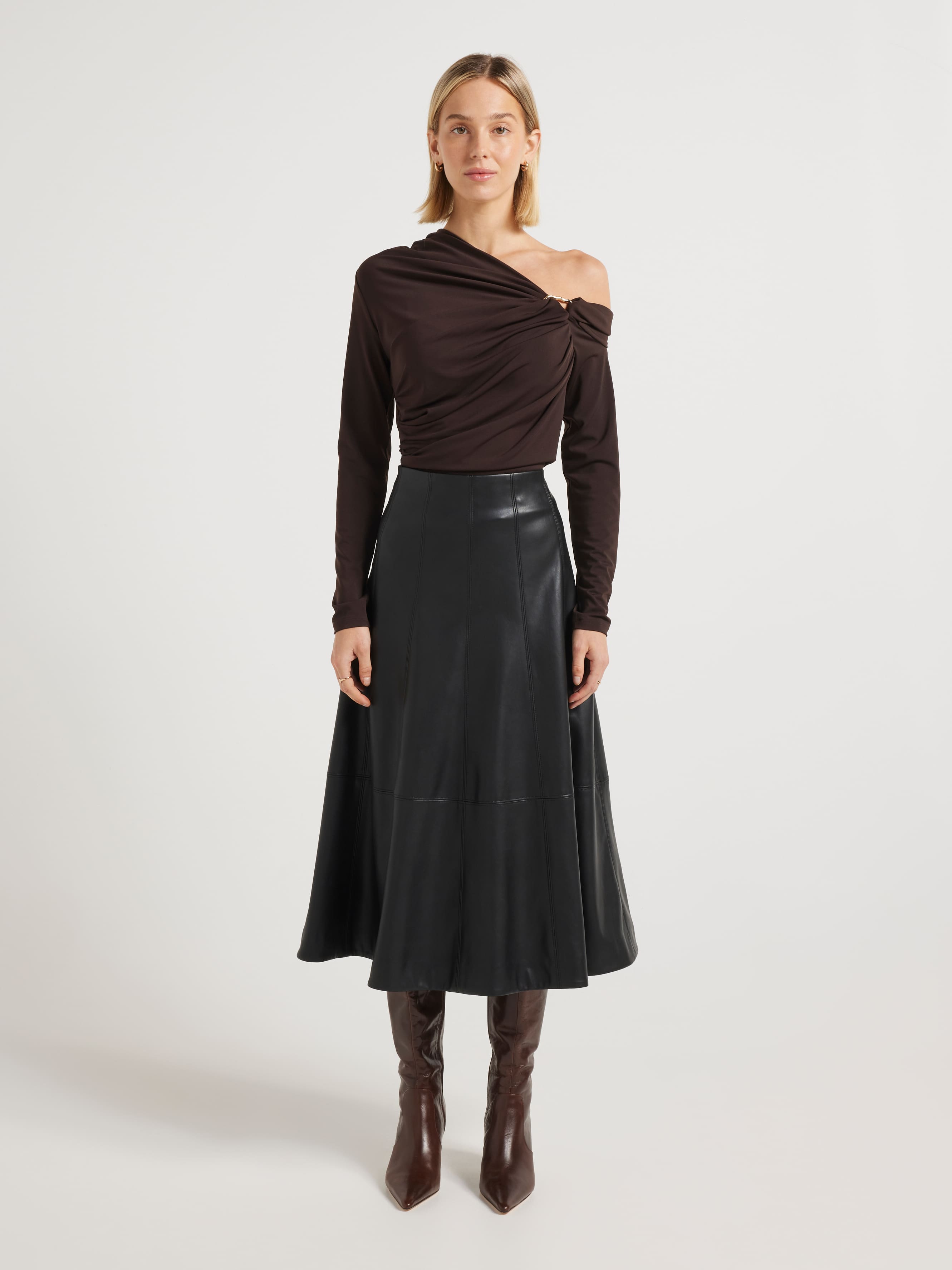 Codi Tipped Shoulder Knit Top