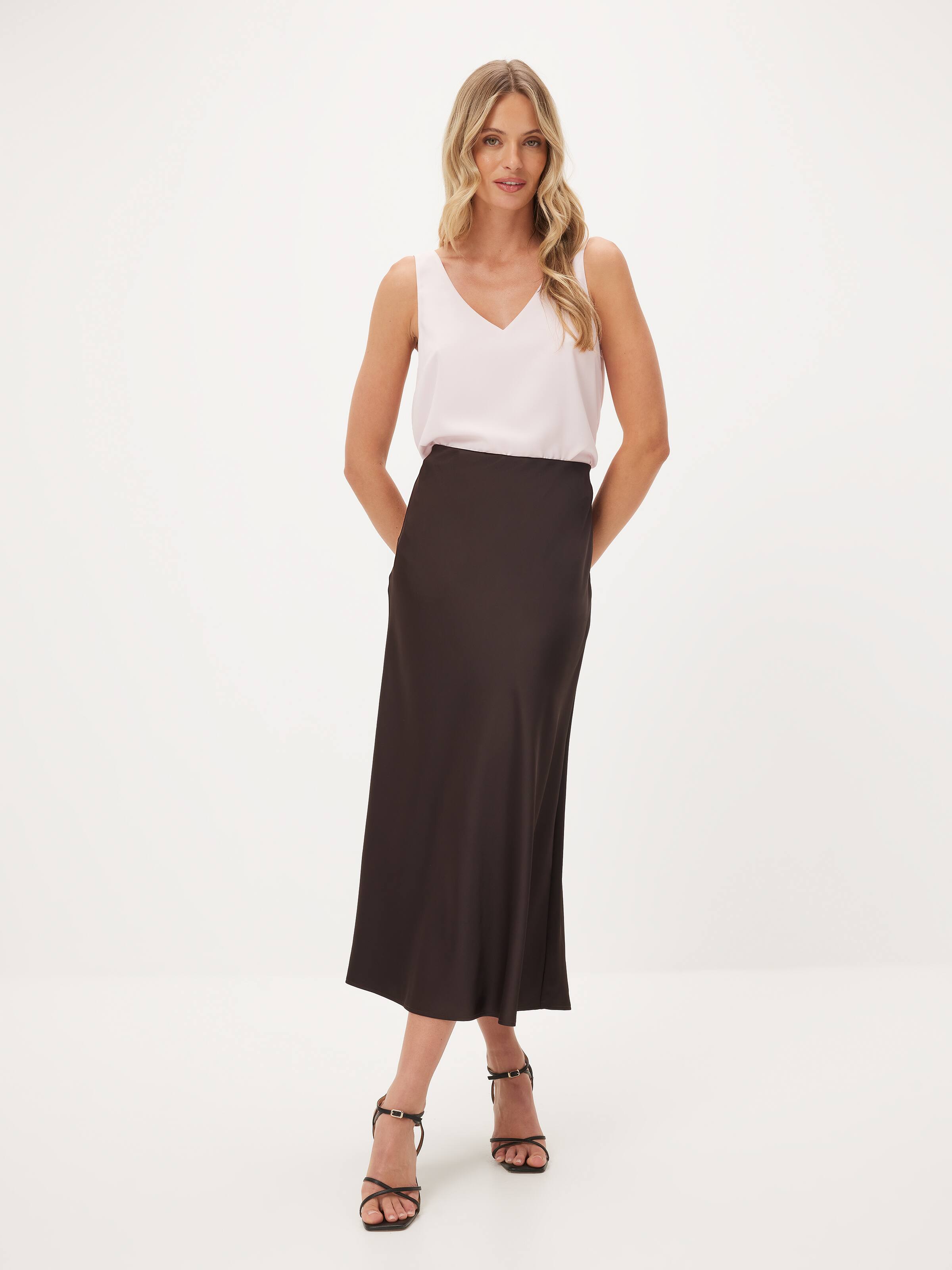 Laura V-Neck Cami