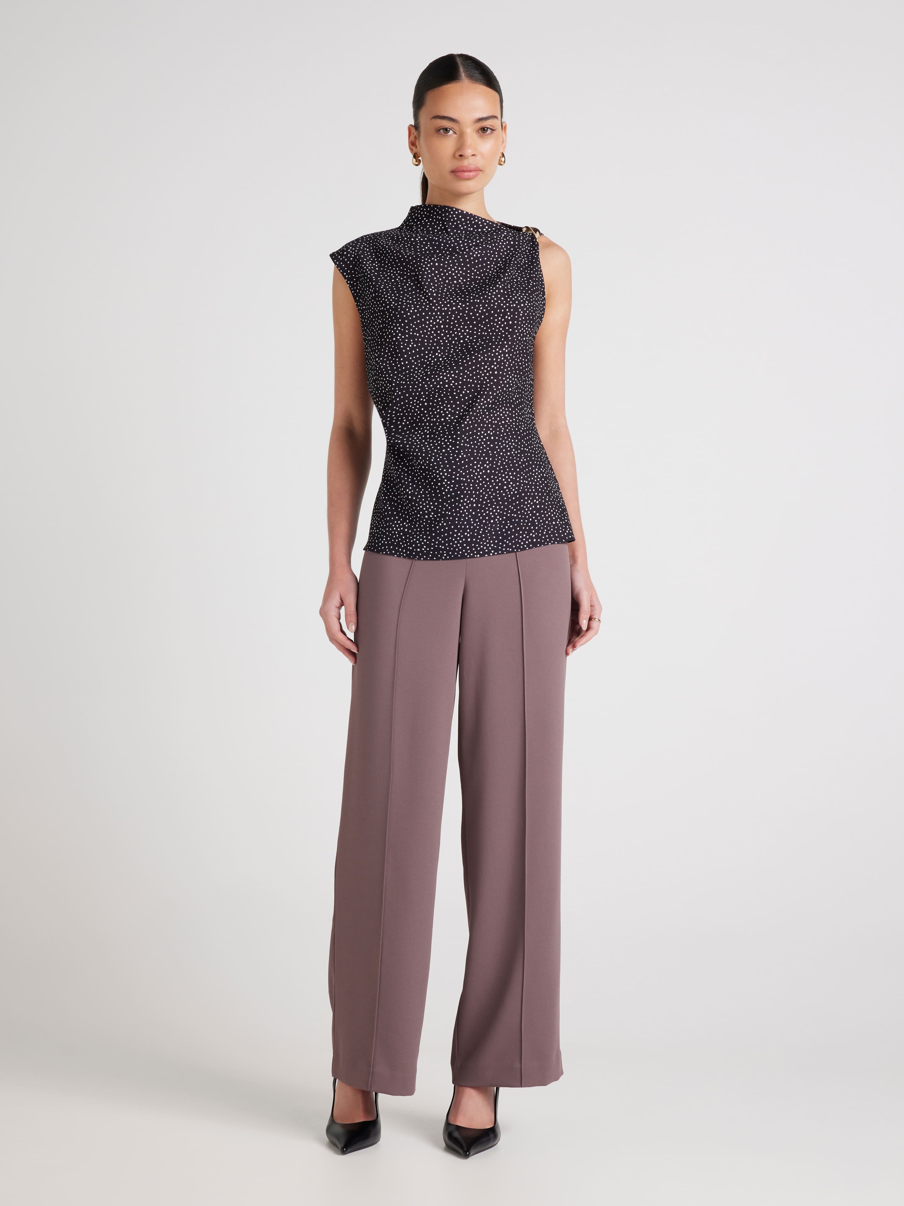 Dallas Hardware Detail Top
