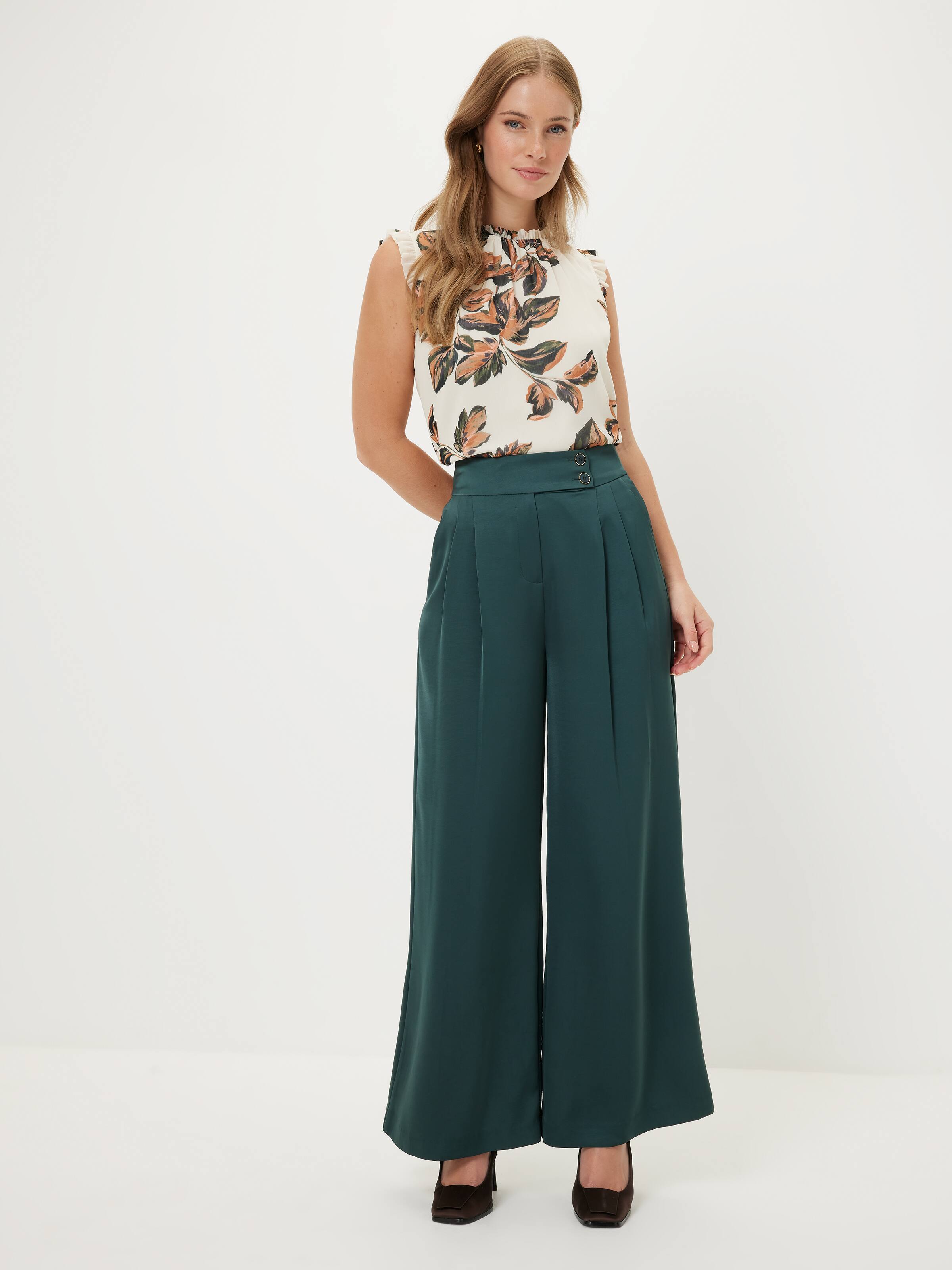 Tessa Yoryu Gathered Neck Top