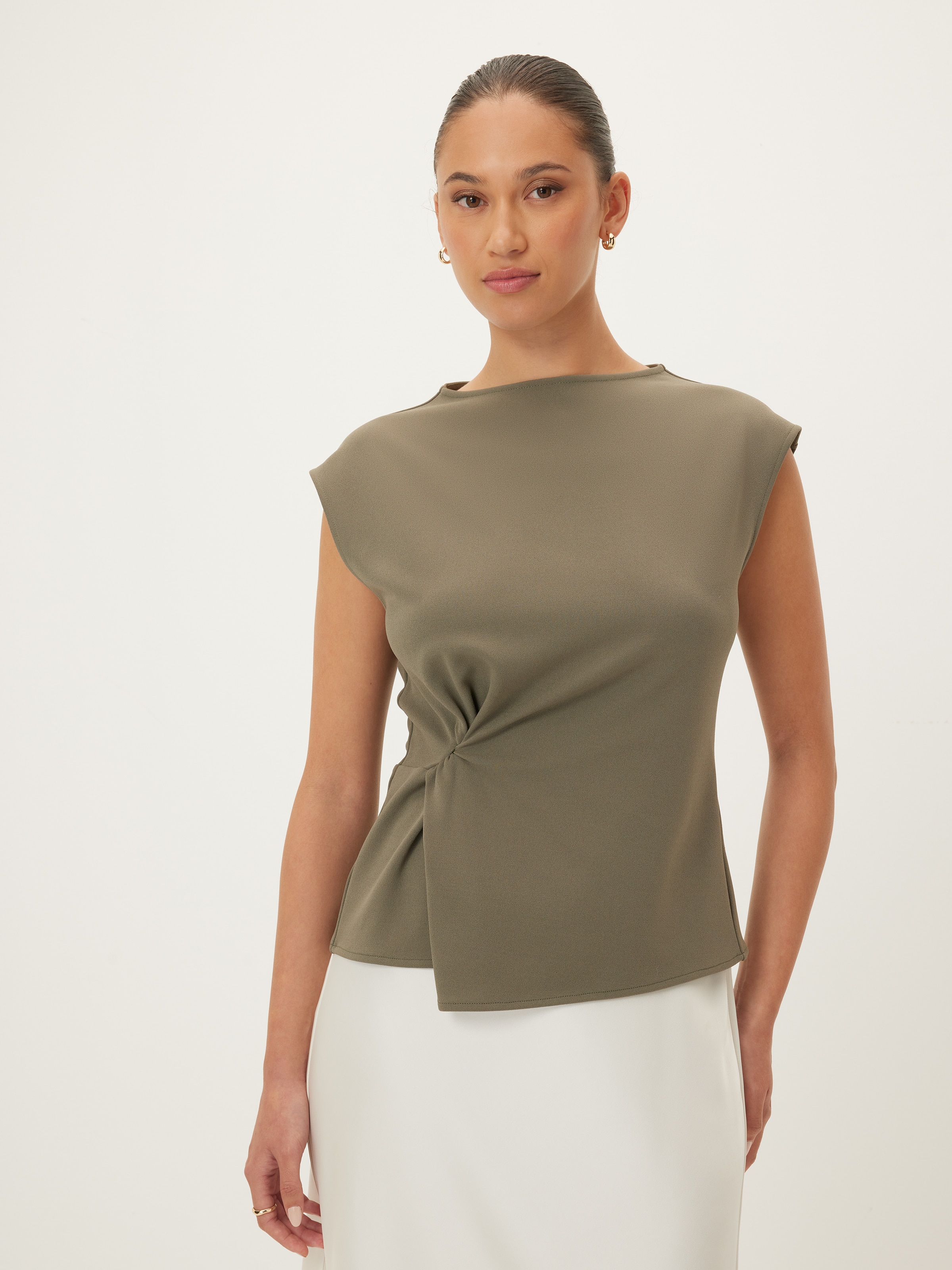 Kendra Twist Front Top