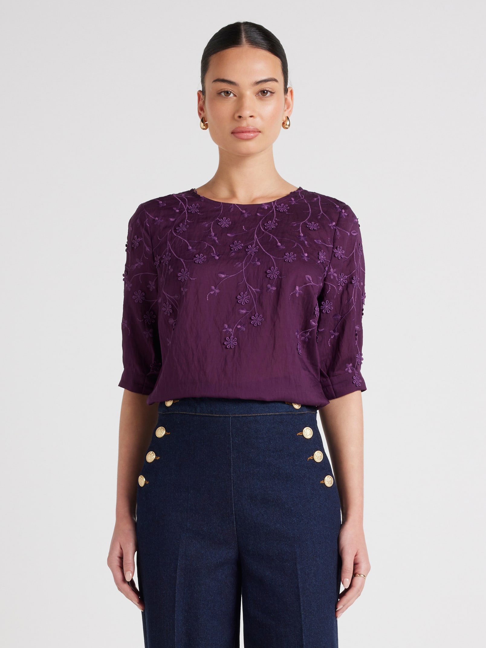 Simmy Embroidered Shell Top
