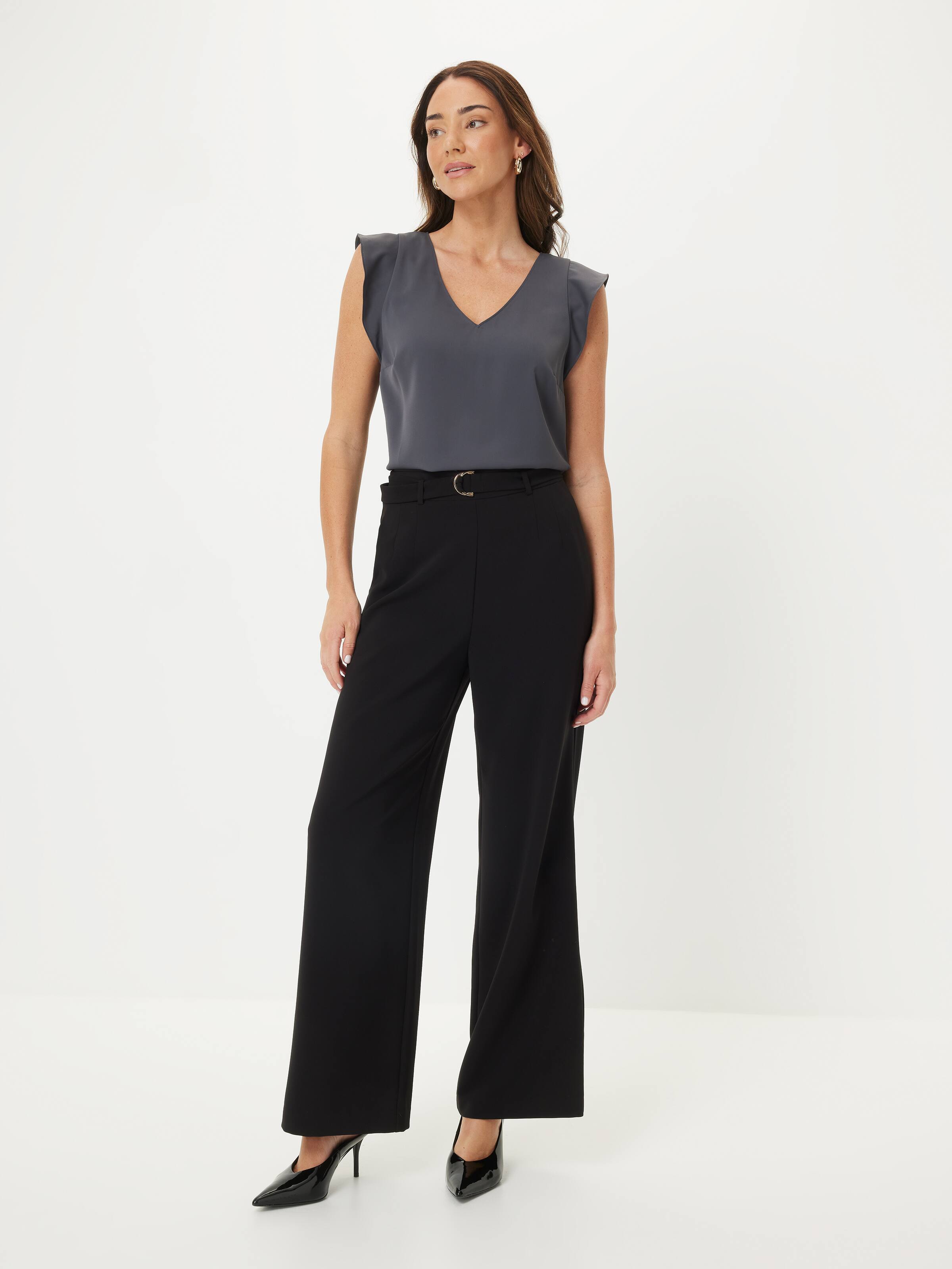 Carrie Core V-Neck Top