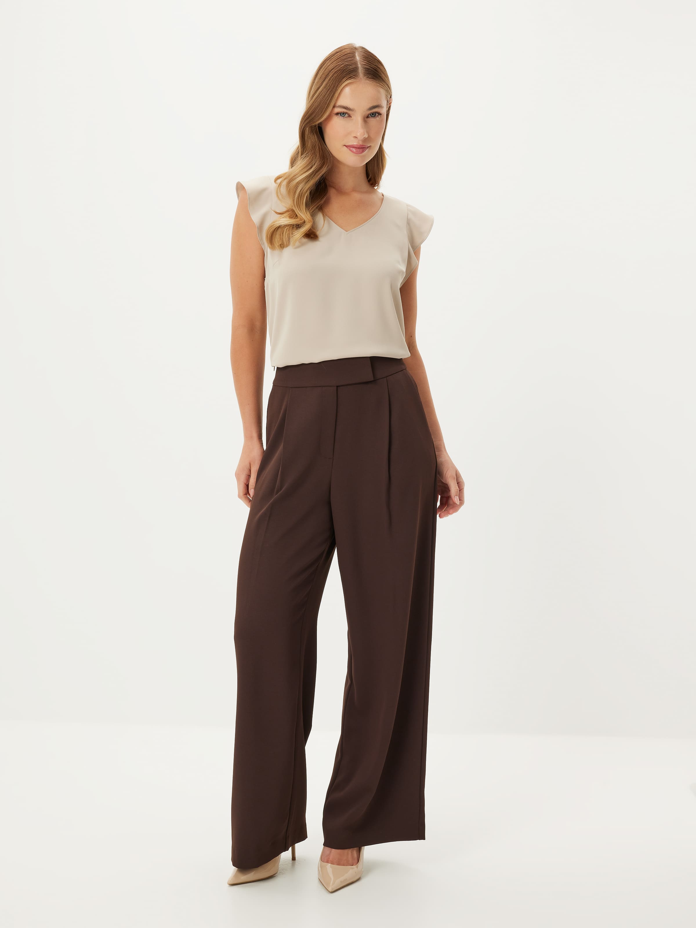 Carrie Core V-Neck Top